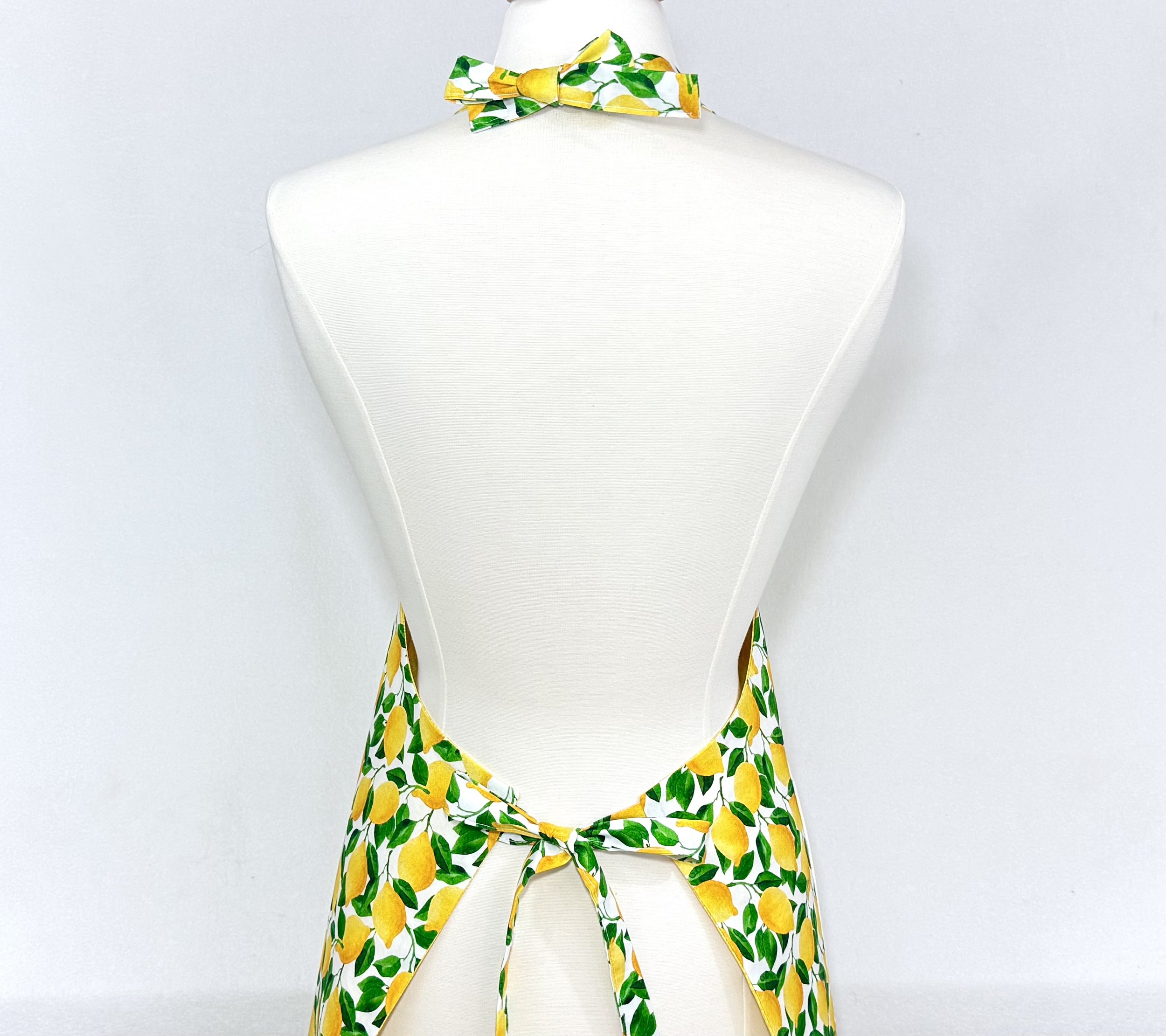 Live Life With Zest Adult Apron ties.jpeg