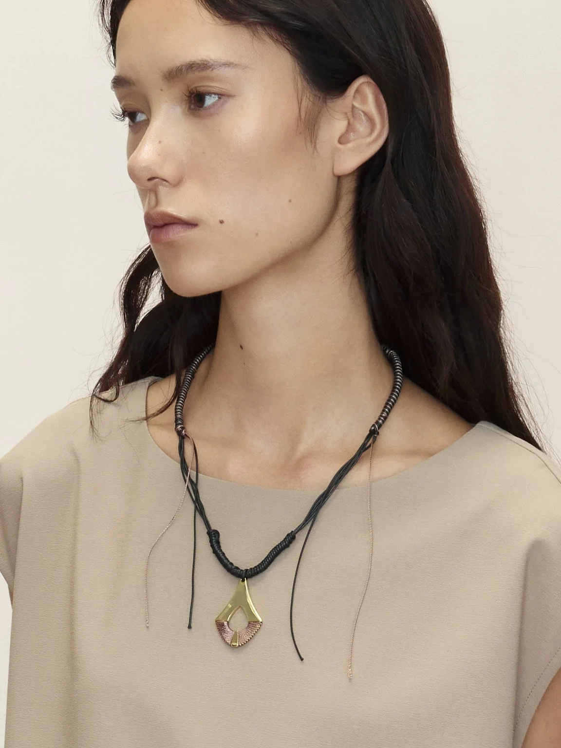 250901 CREMAISH LOOKBOOK01806.jpg