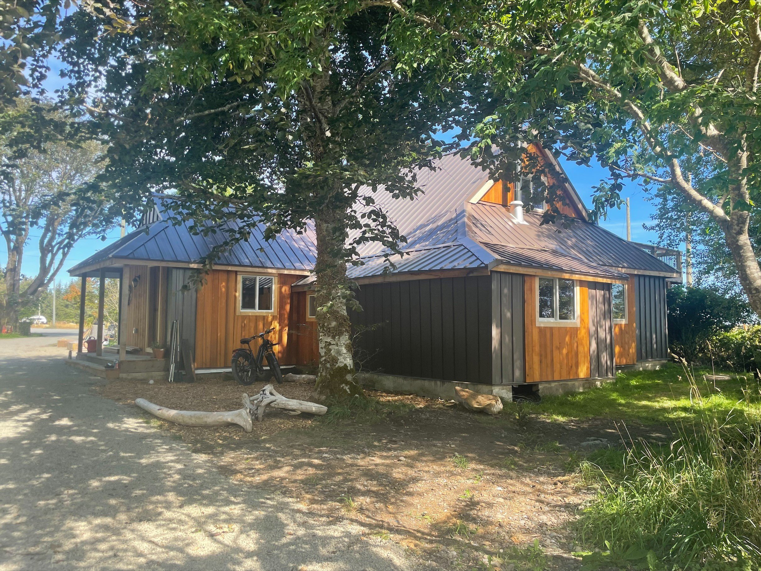 Homestead House_Outside.jpg