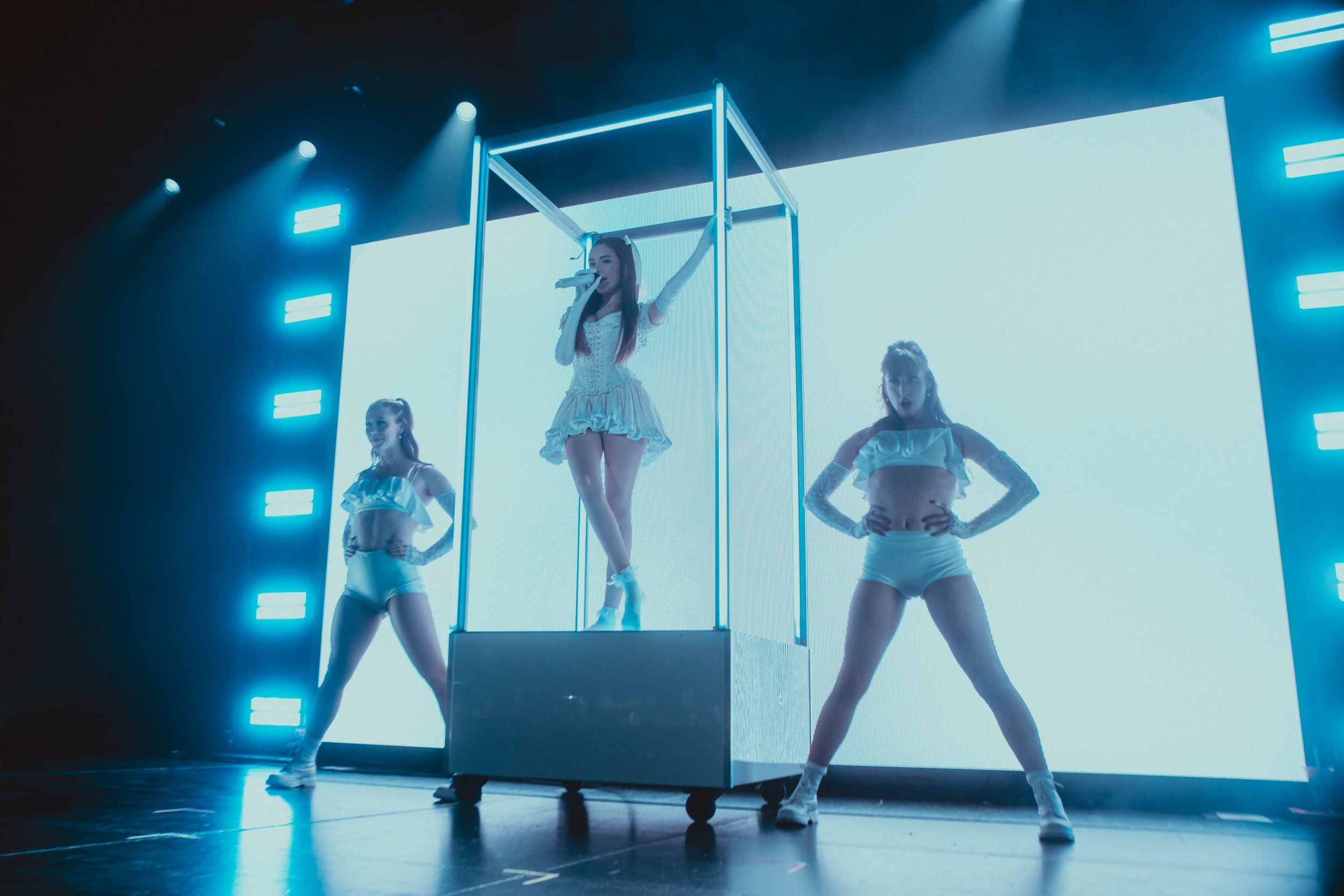 Madison Beer - Life Support Tour Europe 2022
