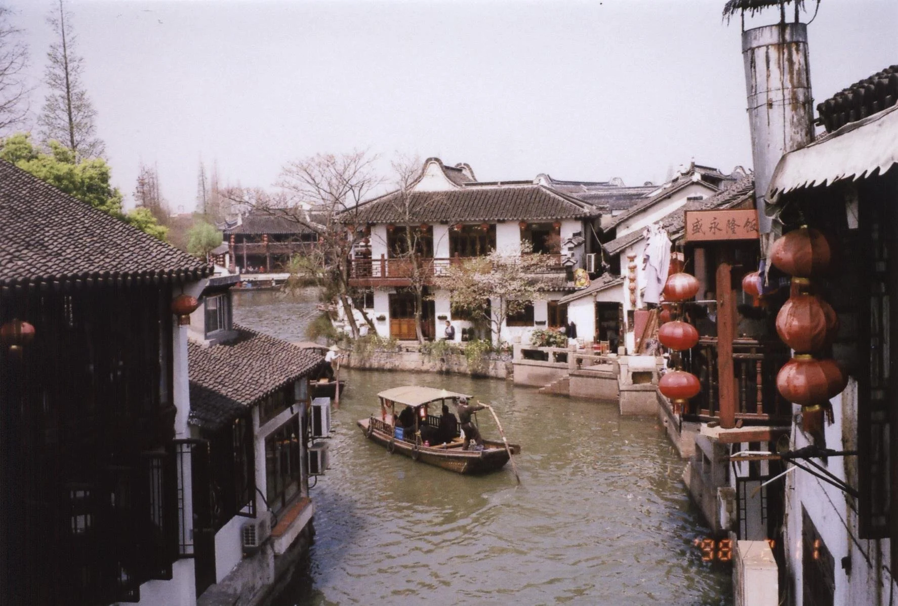 img295.jpg