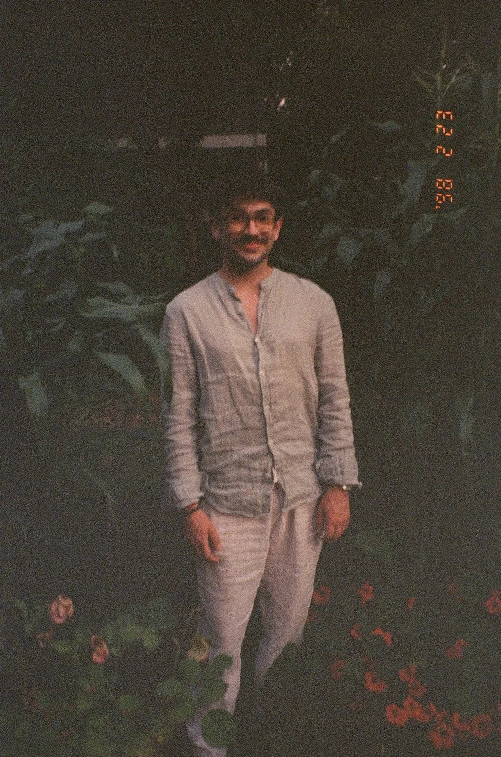 001048000015_15A.jpg
