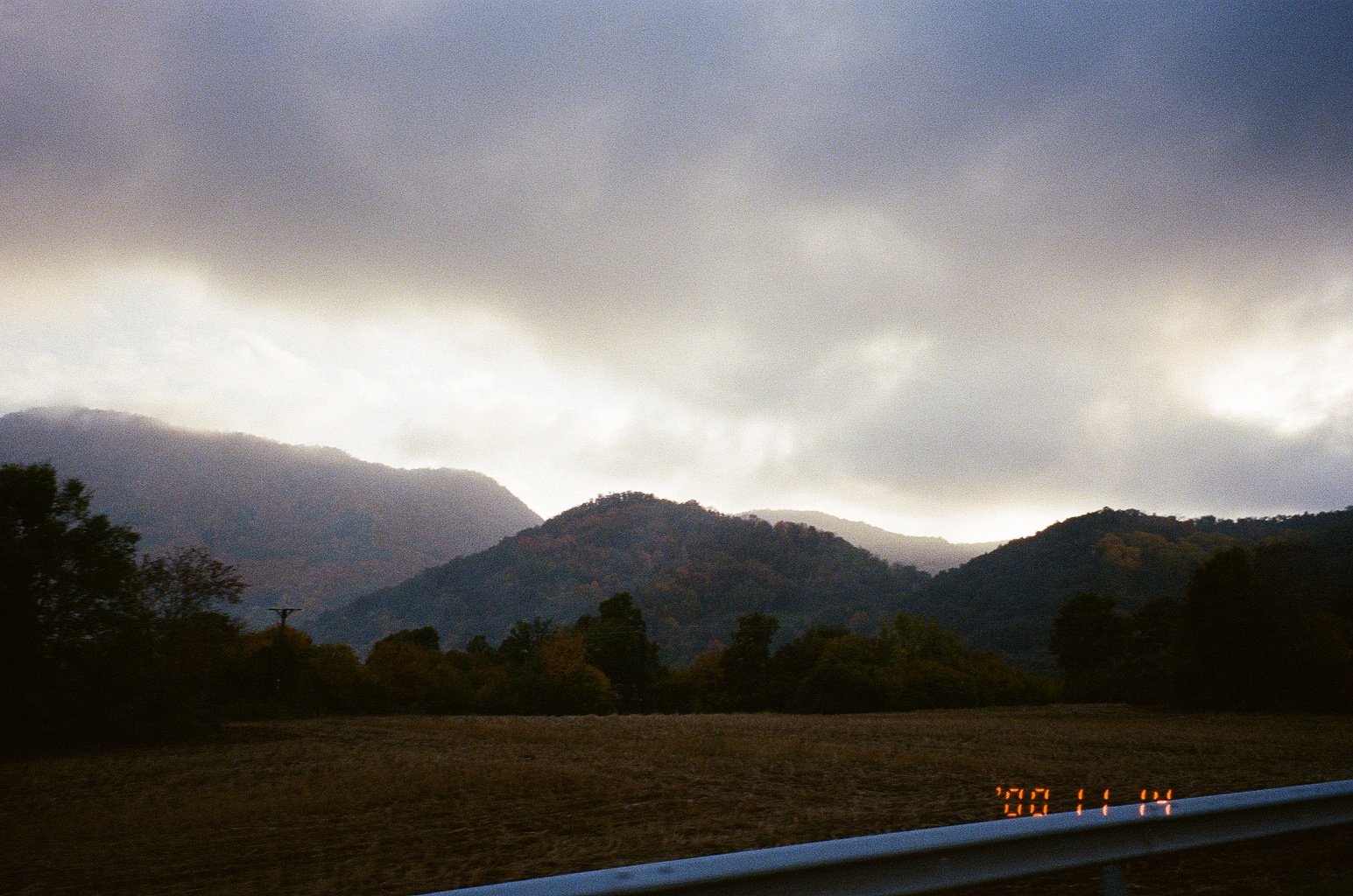 8793_09.jpg