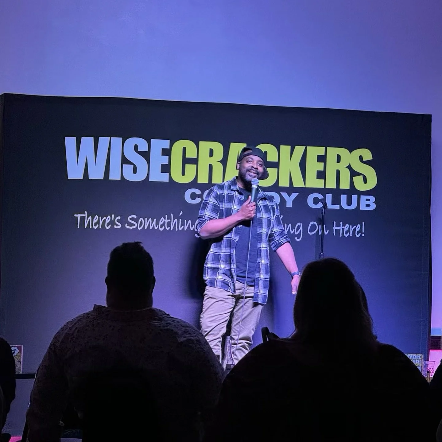 Dope shows this past weekend in PA. Thanks to @wisecrackerscomedy for booking me and having a fun room! @paulspratt I appreciate you bro frfr Always dope to hang and share the stage together. thanks for throwing my name out there. @tweedyjokes it was