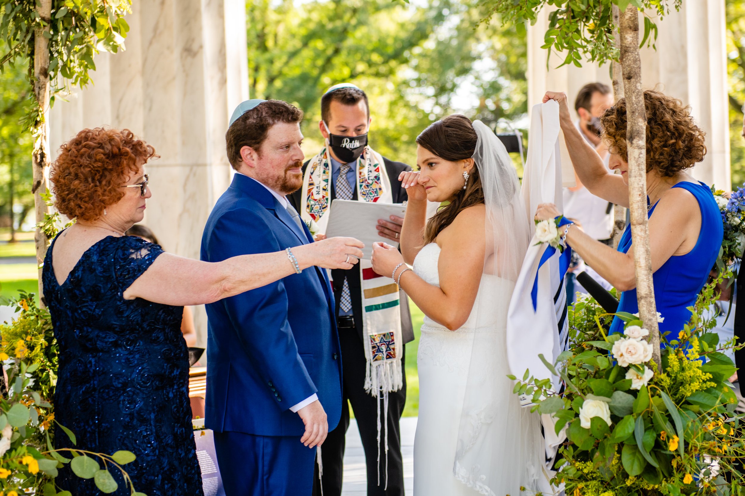 WashingtonDCWarMemorialWedding-Naomi&Josh-Ceremony-5372.jpg