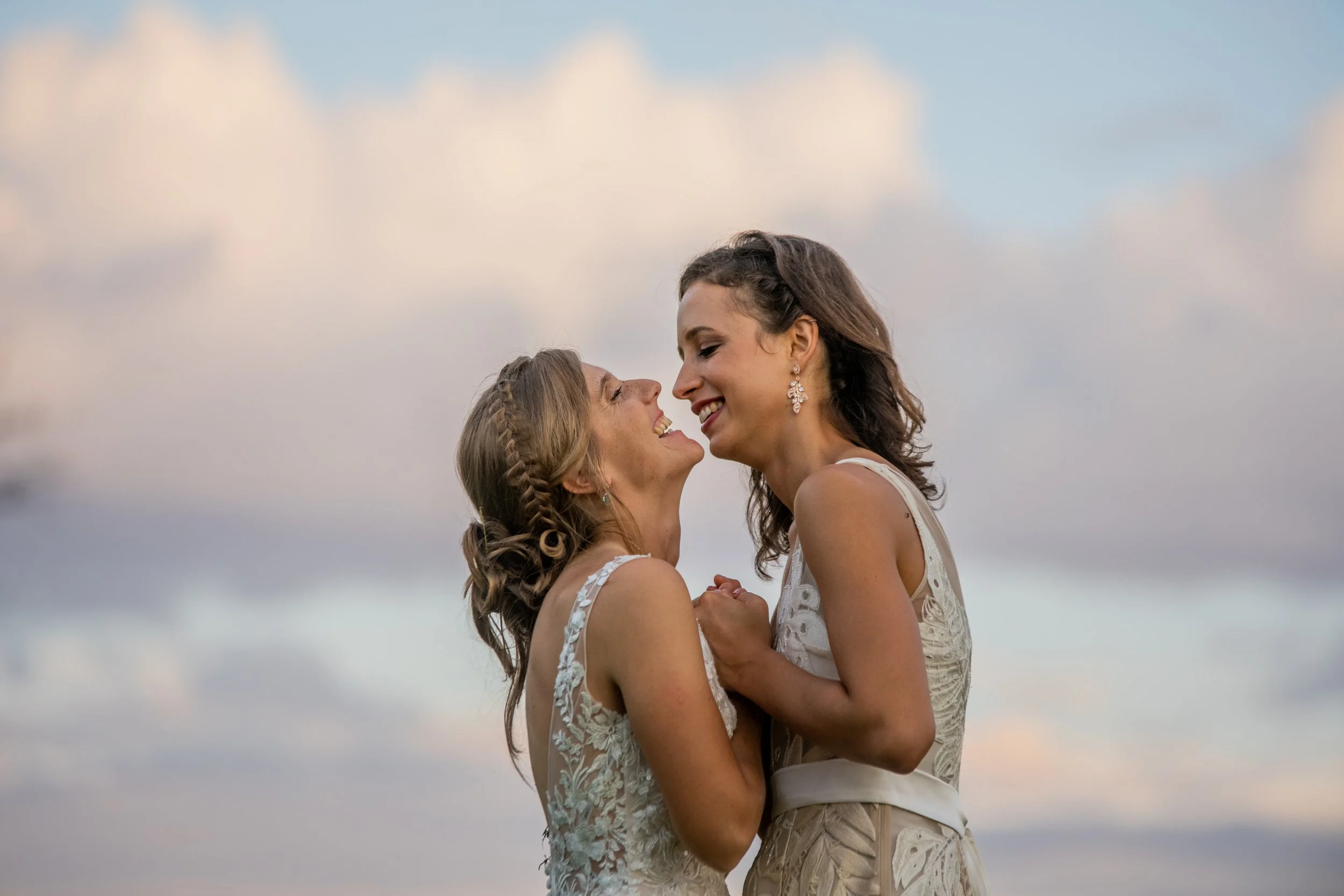 VirginiaBackyardWedding-Hannah&Anna-5921.jpg