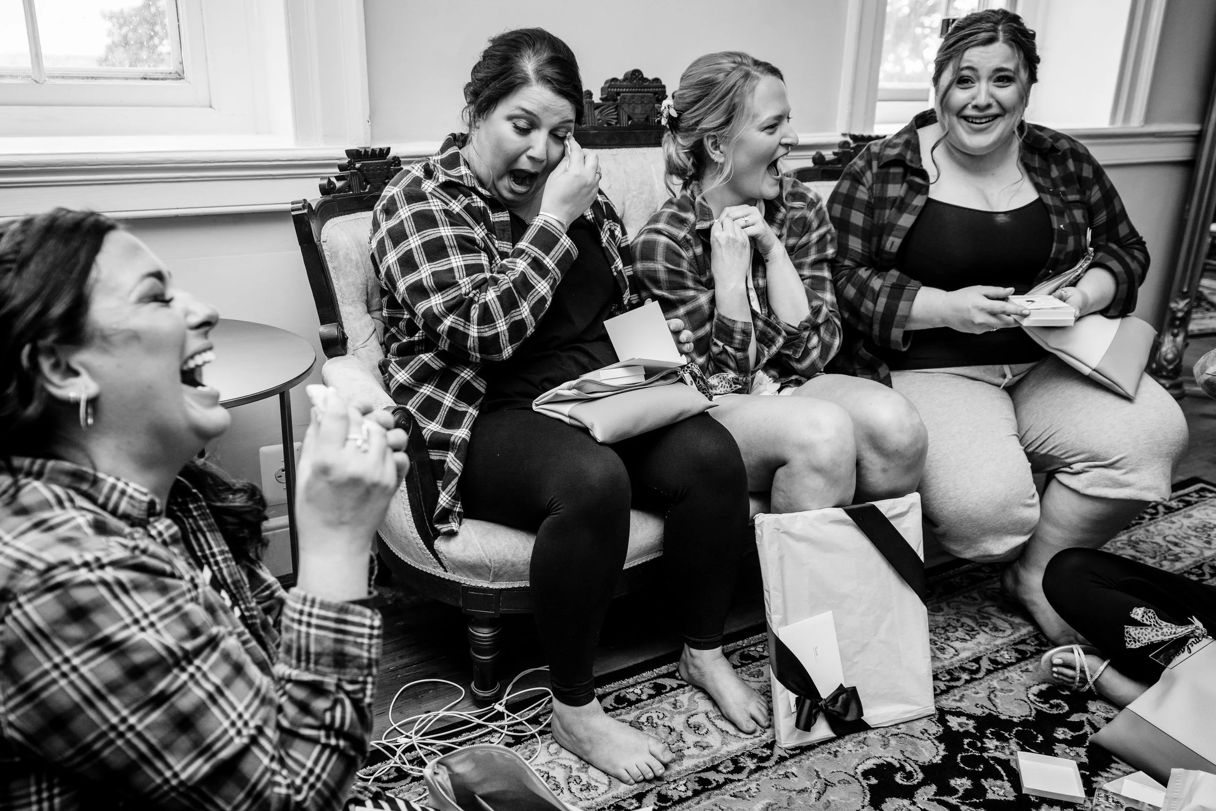 Springfield_Manor_Wedding_Sarah&Kevin_Getting_Ready-0957.jpg