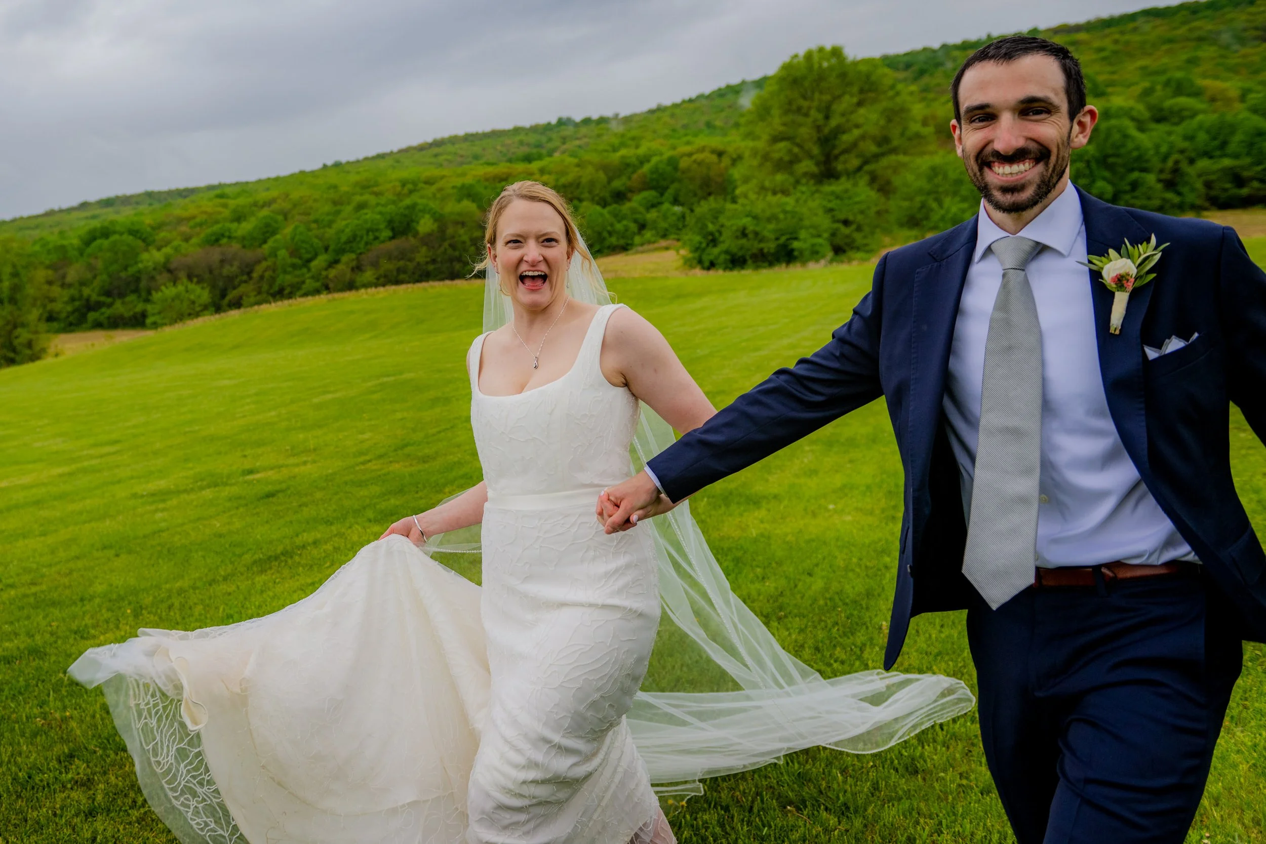 Springfield_Manor_Wedding_Sarah&Kevin_Portraits-4747.jpg