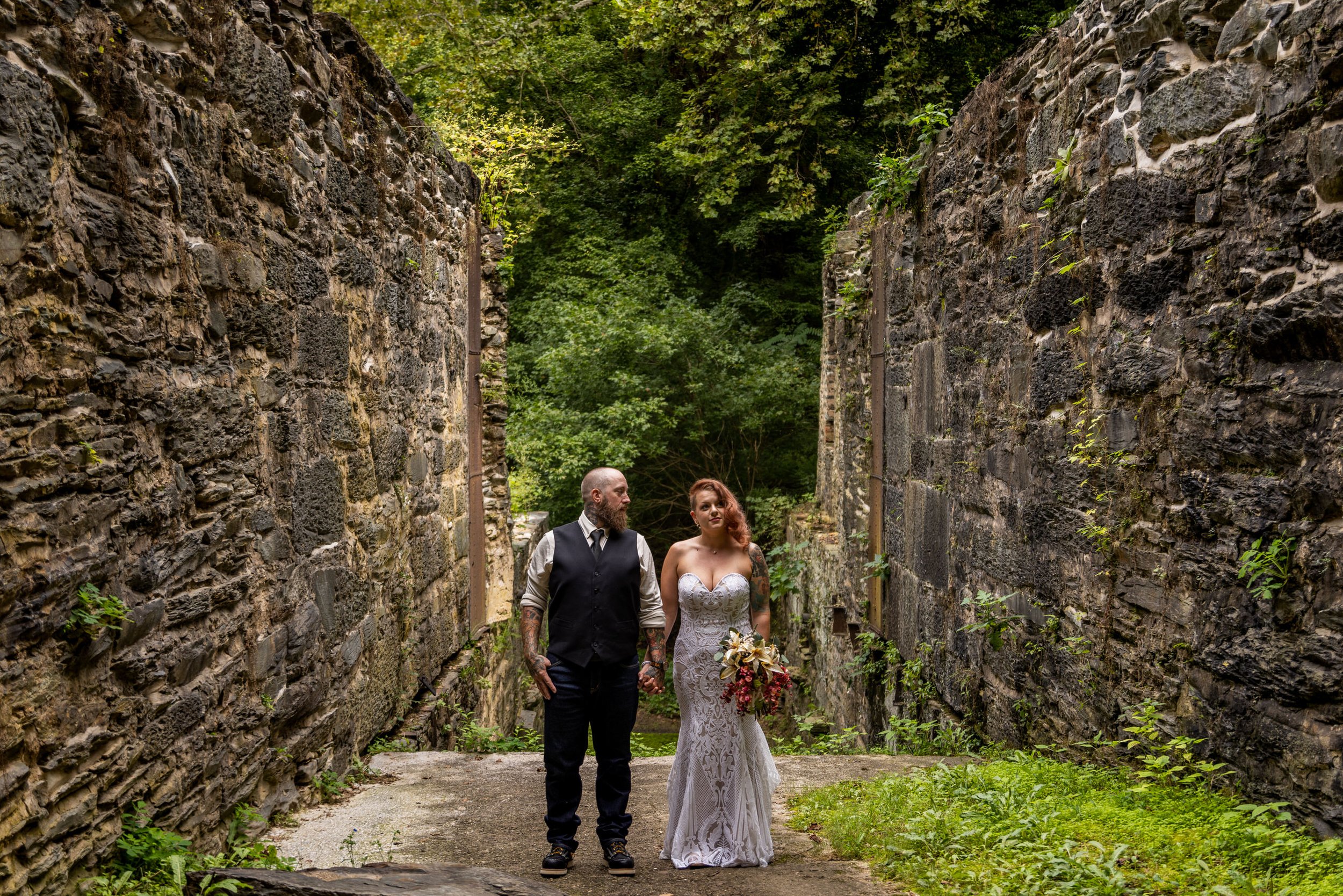 West_Virginia_Wedding_Rachelle&Chris_Love_and_Adventure_Photography-0762.jpg