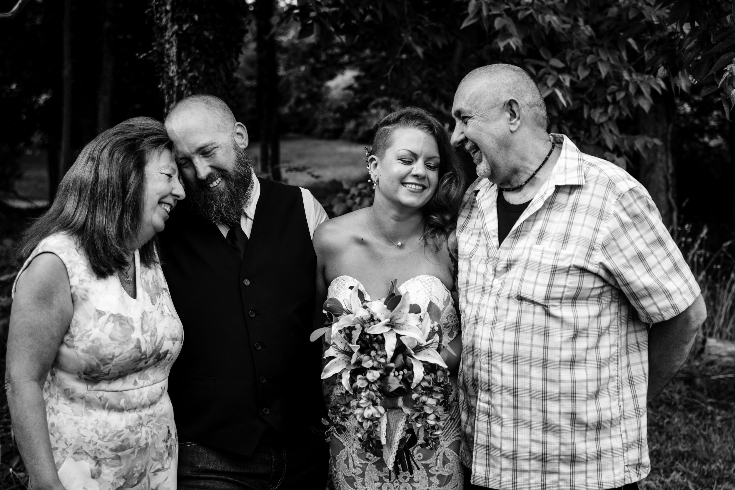 West_Virginia_Wedding_Rachelle&Chris_Family_Love_and_Adventure_Photography-2760.jpg