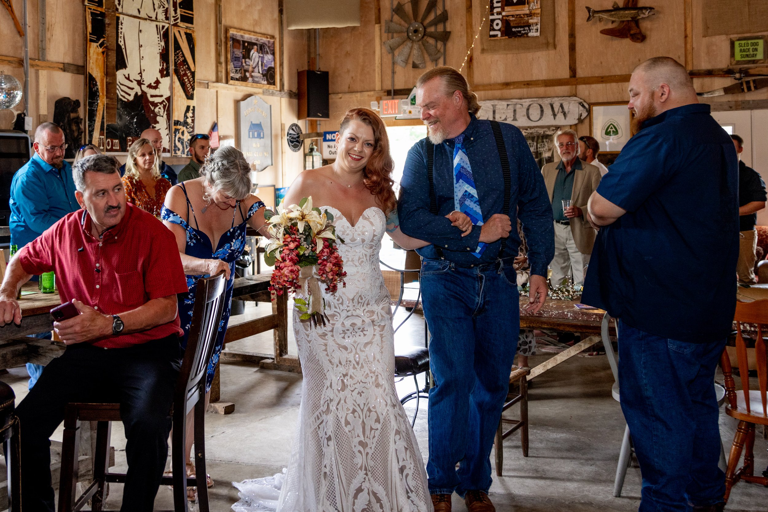 West_Virginia_Wedding_Rachelle&Chris_Love_and_Adventure_Photography_Ceremony-2133.jpg