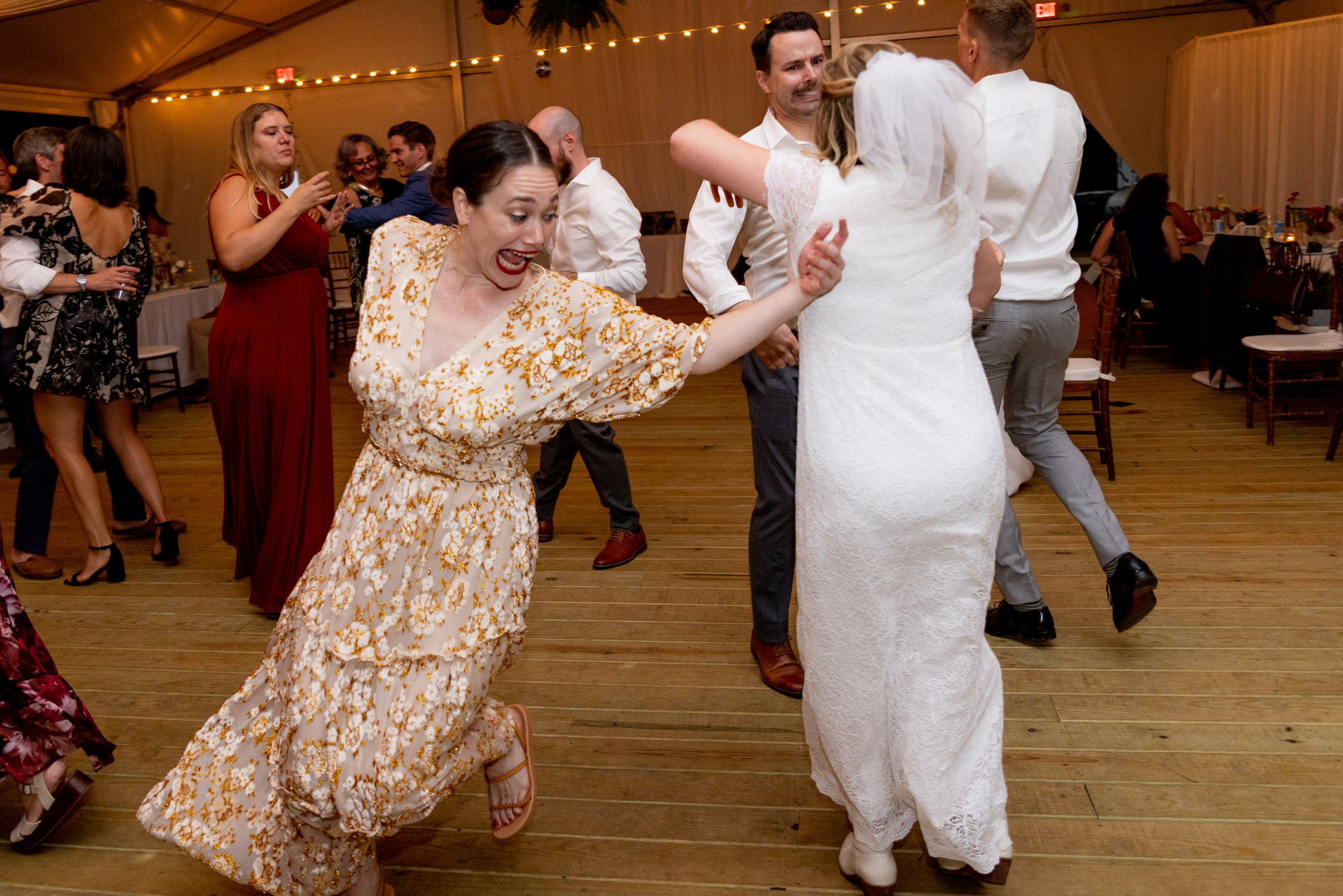 Walkers_Overlook_Wedding_Frederick_Maryland_Wedding_Photographer_Dillion&Keegan_Reception-3998.jpg