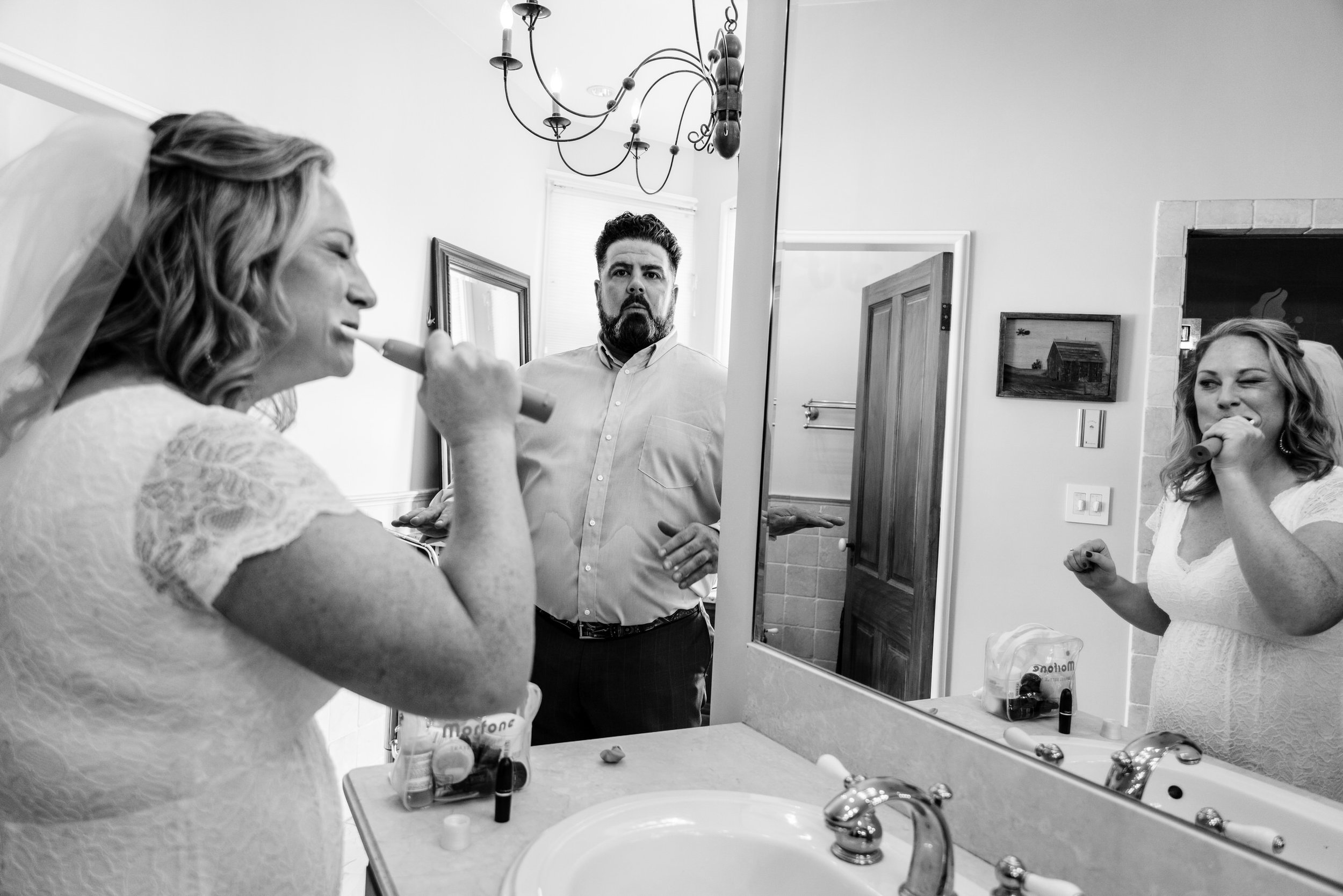 Walkers_Overlook_Wedding_Frederick_Maryland_Wedding_Photographer_Dillion&Keegan_Getting_Ready-9603.jpg