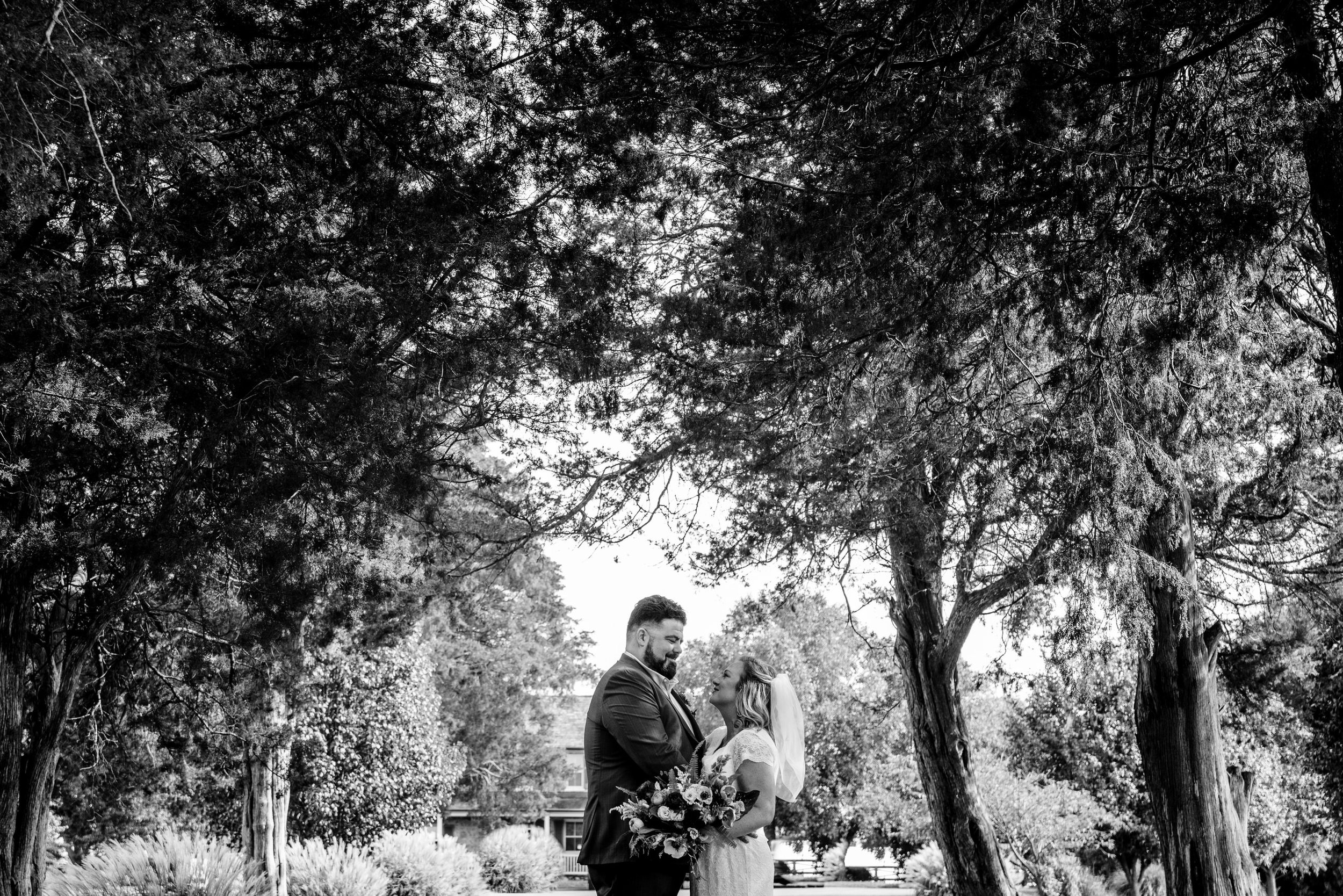 Walkers_Overlook_Wedding_Frederick_Maryland_Wedding_Photographer_Dillion&Keegan-8994.jpg