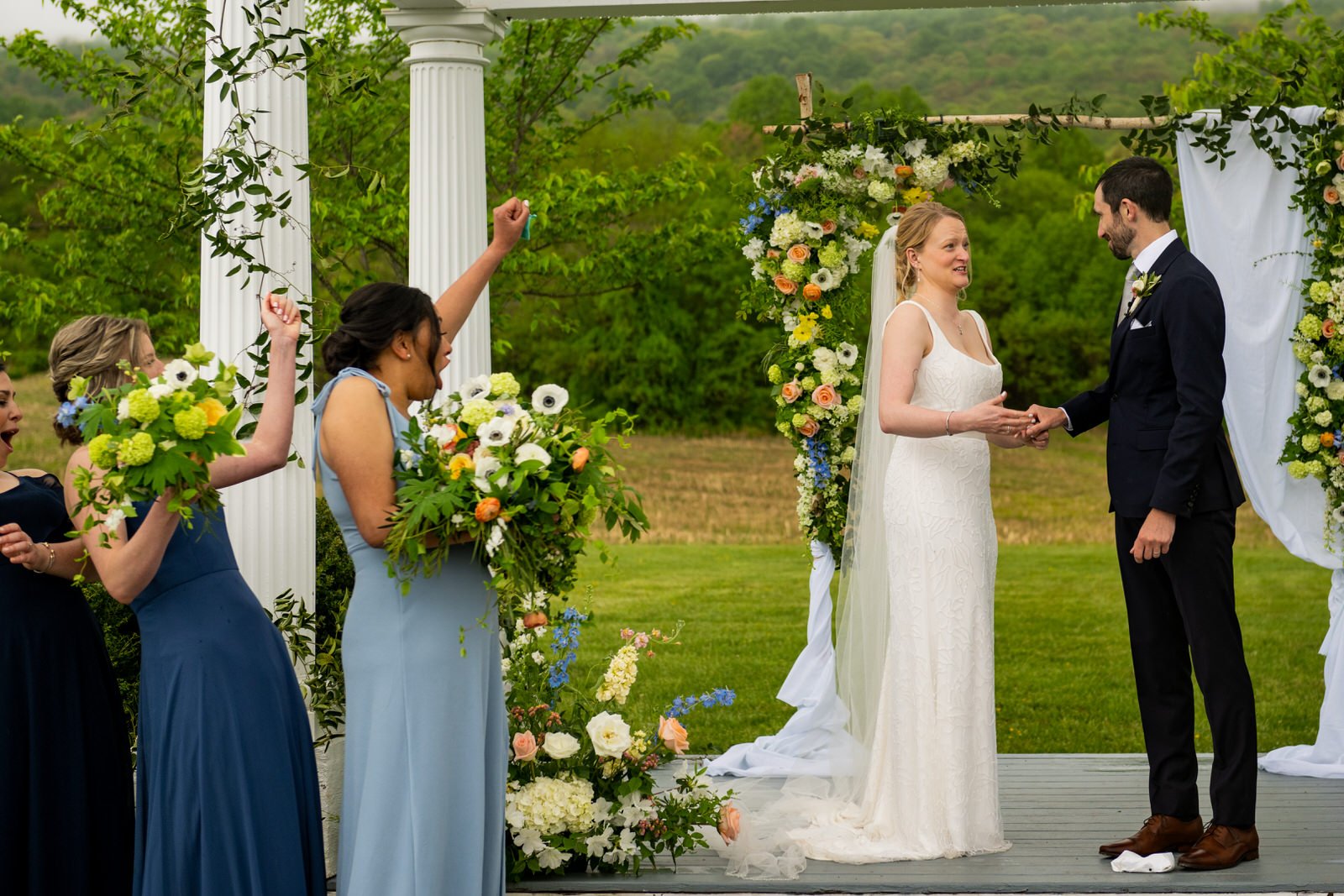 Springfield_Manor_Wedding_Sarah&Kevin_Outdoor_Ceremony-3790.jpg