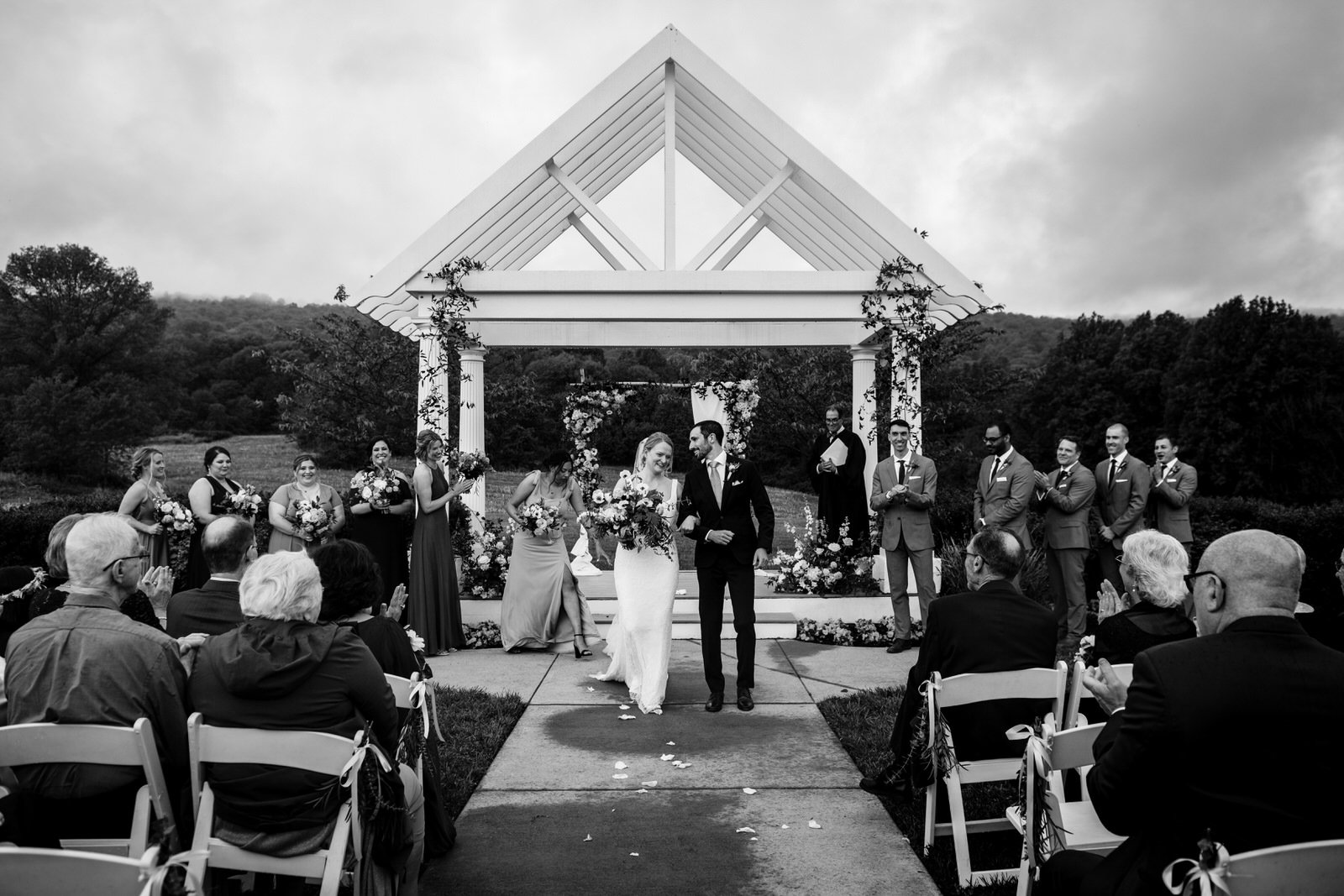 Springfield_Manor_Wedding_Sarah&Kevin_Outdoor_Ceremony-3816.jpg