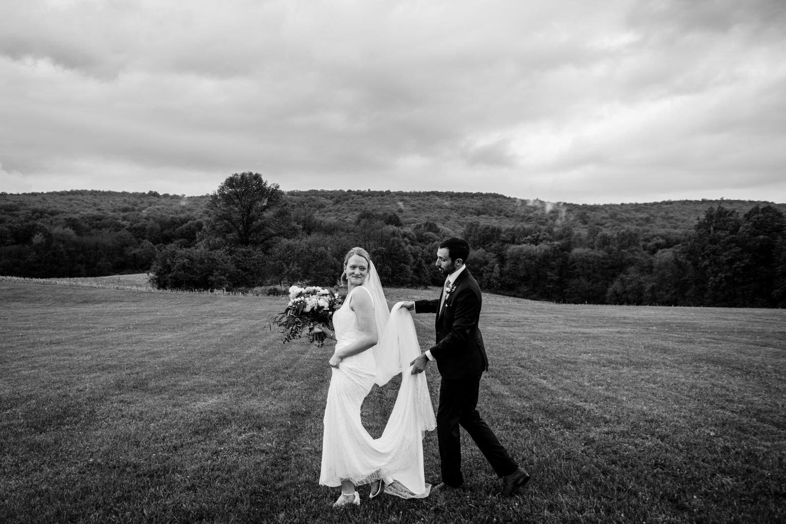 Springfield_Manor_Wedding_Sarah&Kevin_Portraits-4587.jpg