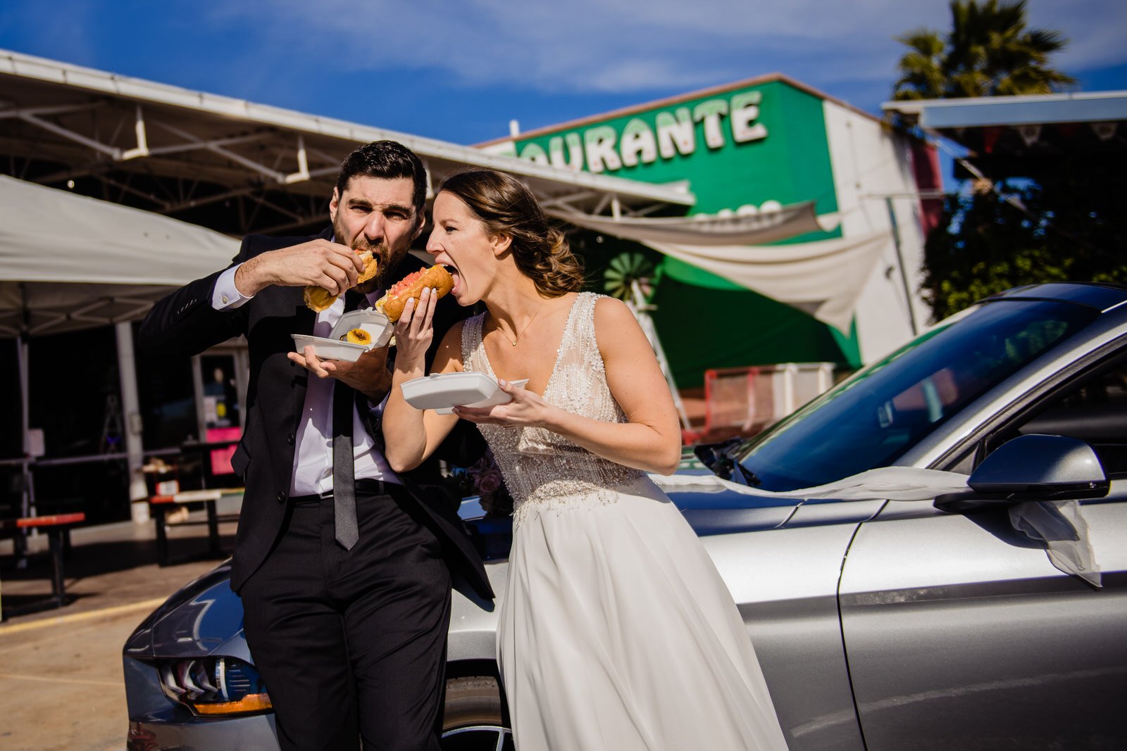 ArizonaElopement-SaguaroNationalPark-CarolineandLuke-HotDogs-5342.jpg