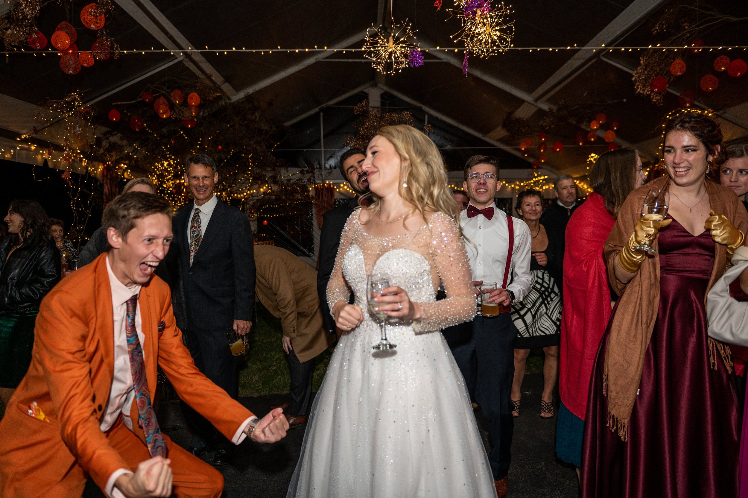 Maryland-Backyard-Wedding-Brianna&John-Reception_Dancing-4998.jpg