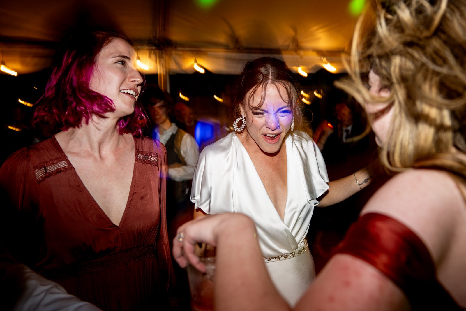 Ampersea_Baltimore_Maryland_Wedding_Suzanne&Andrew_Dance_Party-1047.jpg