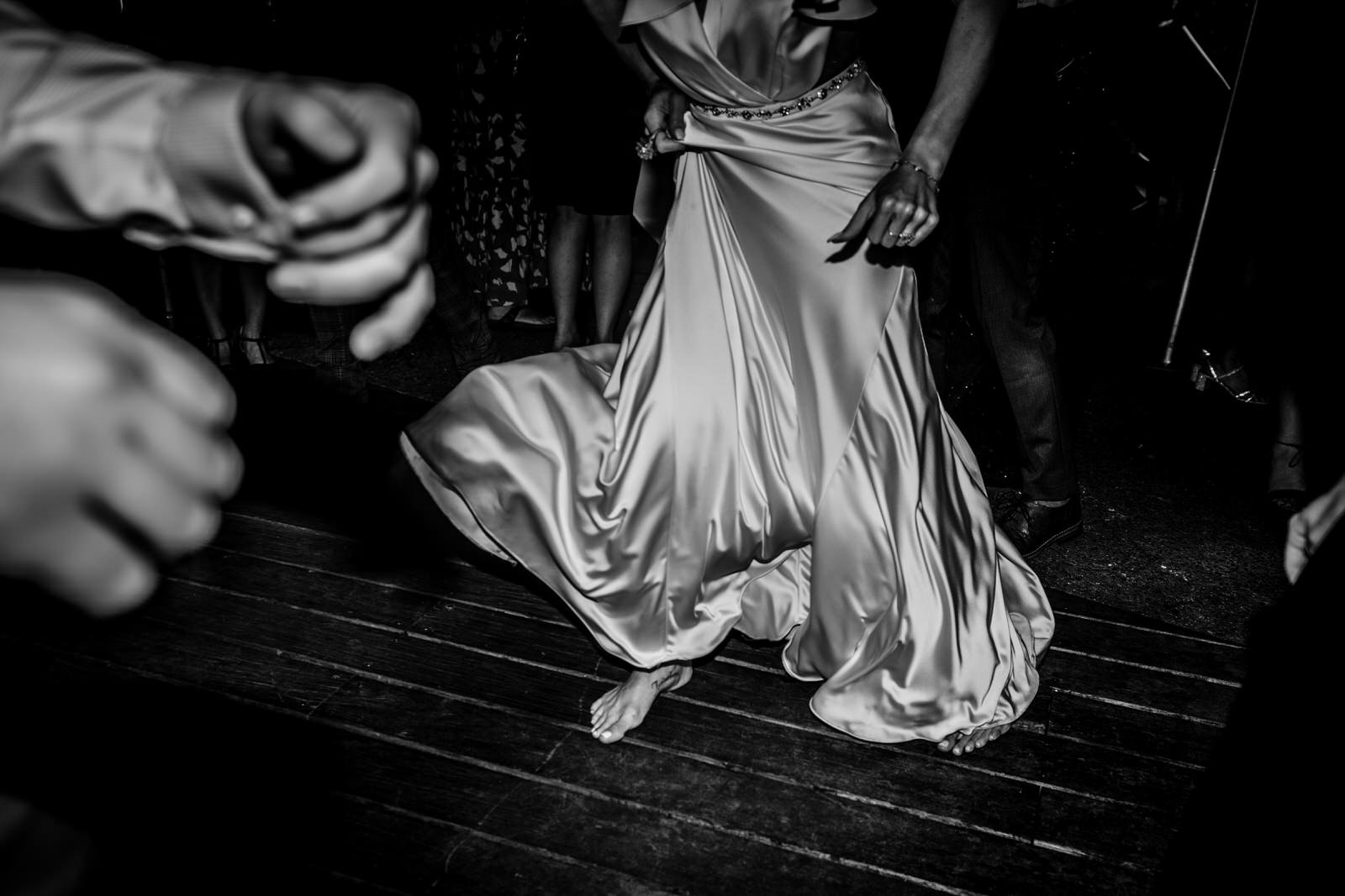 Ampersea_Baltimore_Maryland_Wedding_Suzanne&Andrew_Dance_Party-1813.jpg