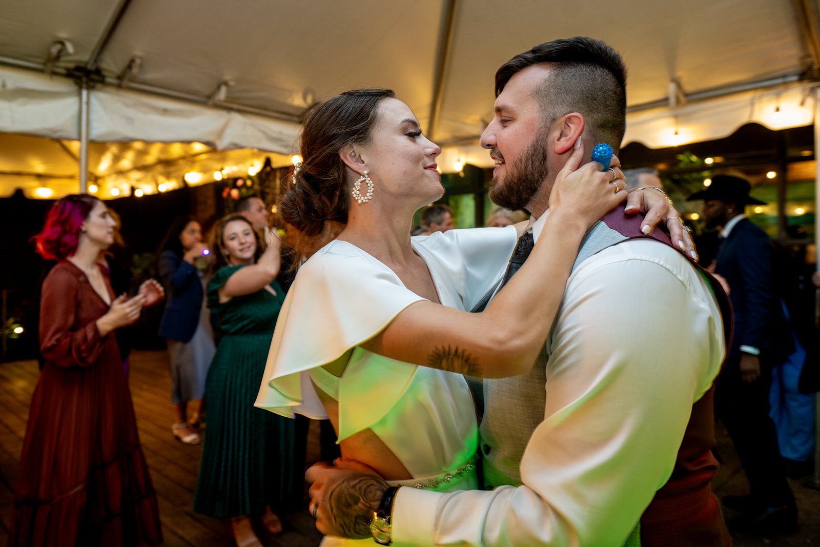 Ampersea_Baltimore_Maryland_Wedding_Suzanne&Andrew_Dance_Party-2148.jpg