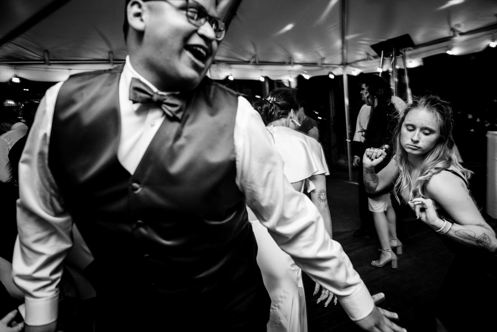 Ampersea_Baltimore_Maryland_Wedding_Suzanne&Andrew_Dance_Party-2438.jpg