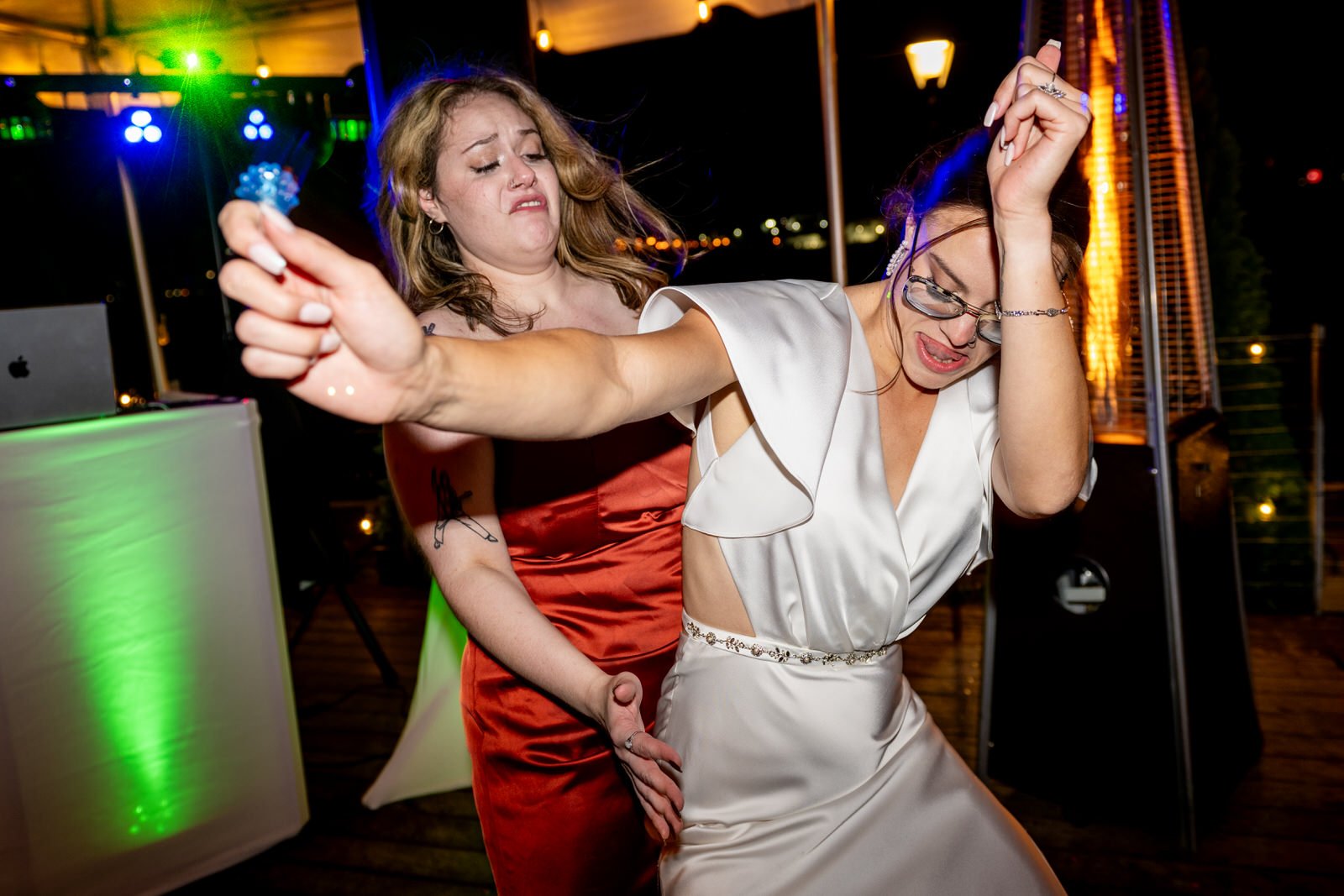 Ampersea_Baltimore_Maryland_Wedding_Suzanne&Andrew_Dance_Party-2726.jpg