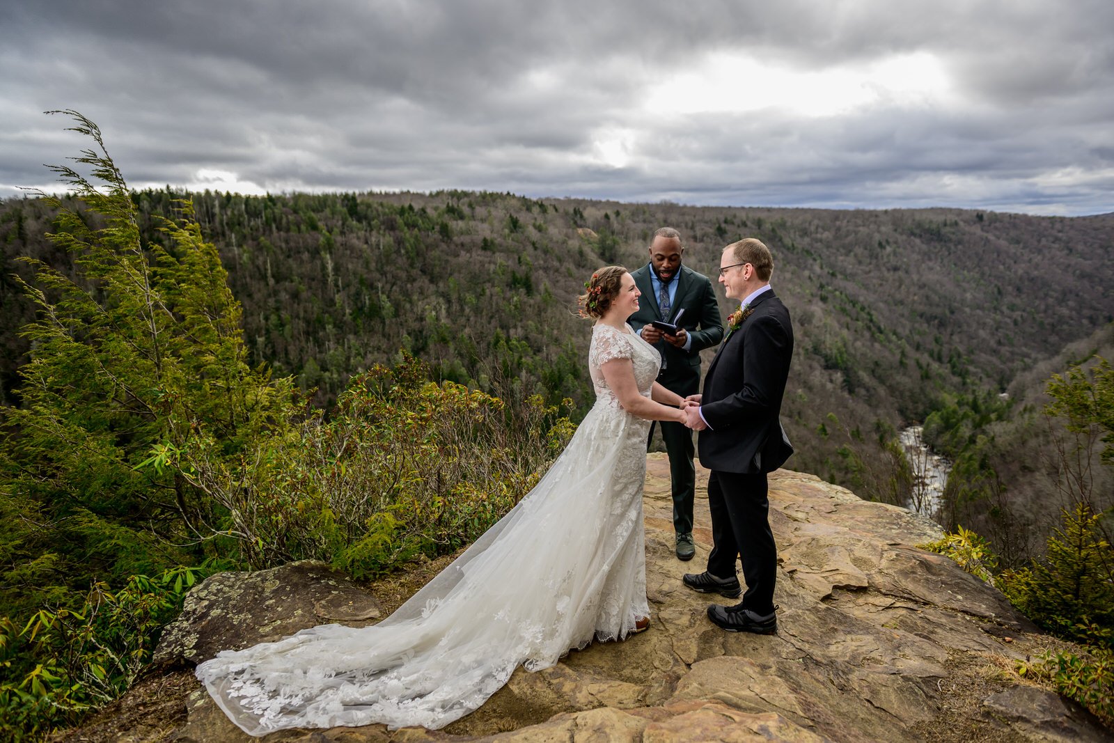 Blackwater-Falls-West-Virginia-Elopement-Sara & Eric - Ceremony - Feb- 2024- Love-and-adventure-photography-2680.jpg