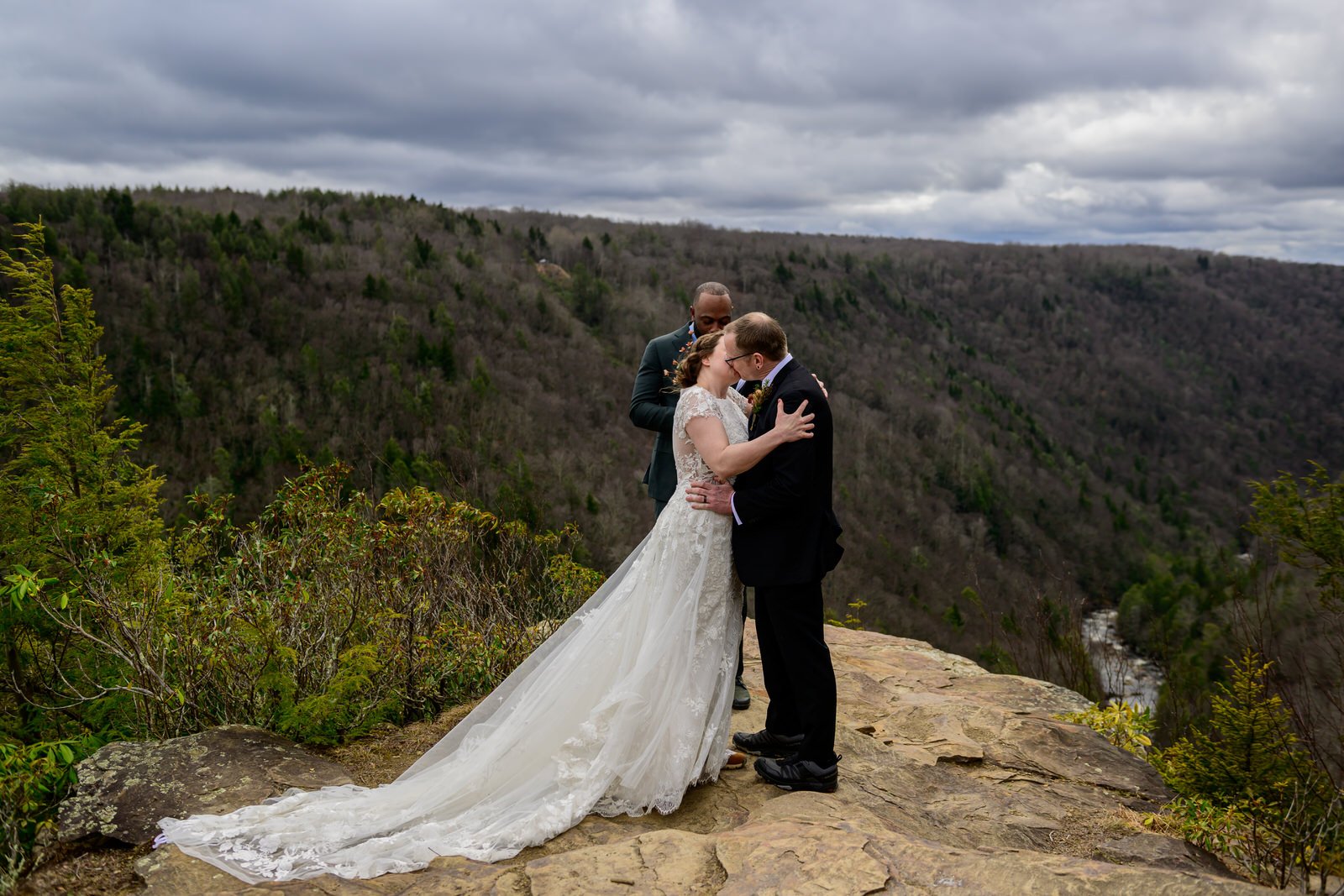 Blackwater-Falls-West-Virginia-Elopement-Sara & Eric - Ceremony - Feb- 2024- Love-and-adventure-photography-2850.jpg