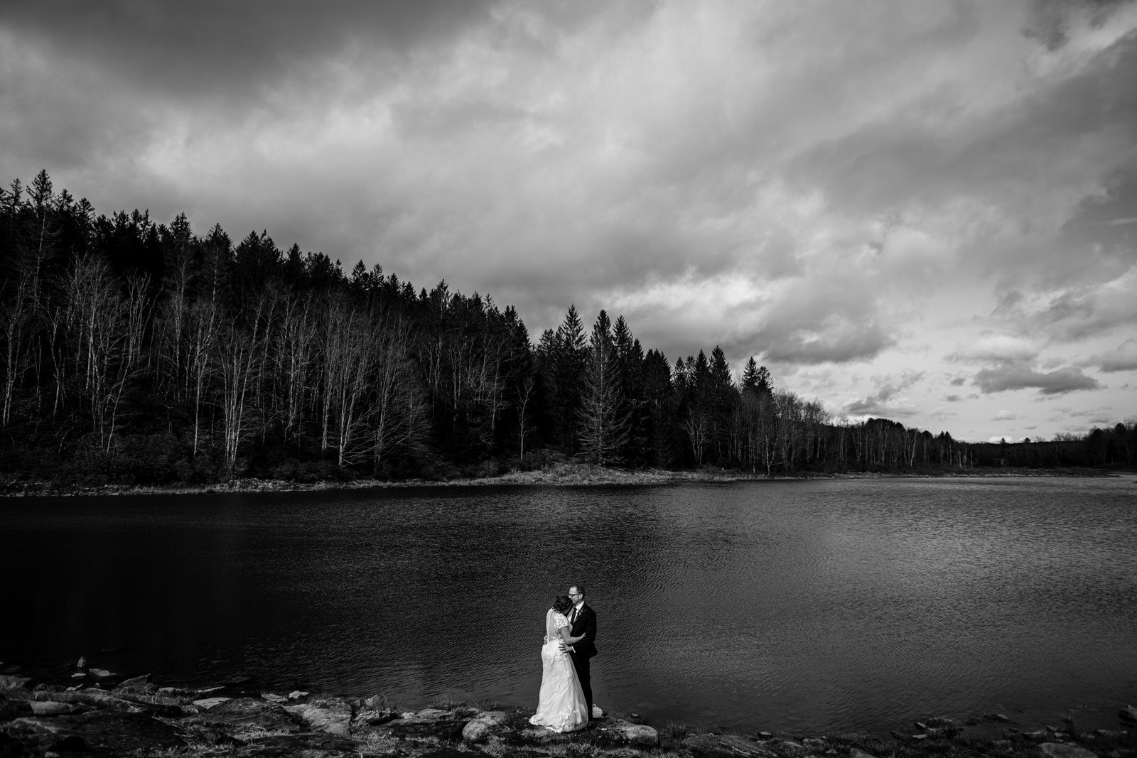 Black-water-falls-winter-elopement-Sarah&Eric-West-Virginia-Wedding-Photographer-2243.jpg