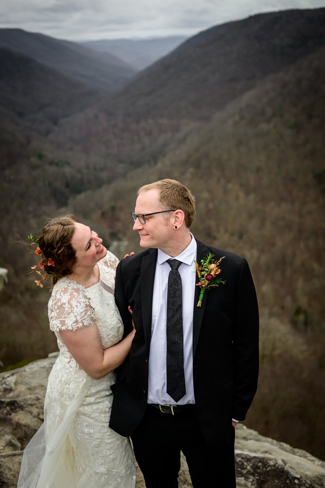 Blackwater-Falls-West-Virginia-Elopement-Sara & Eric -Pendleton-Point- Feb- 2024- Love-and-adventure-photography-4275.jpg