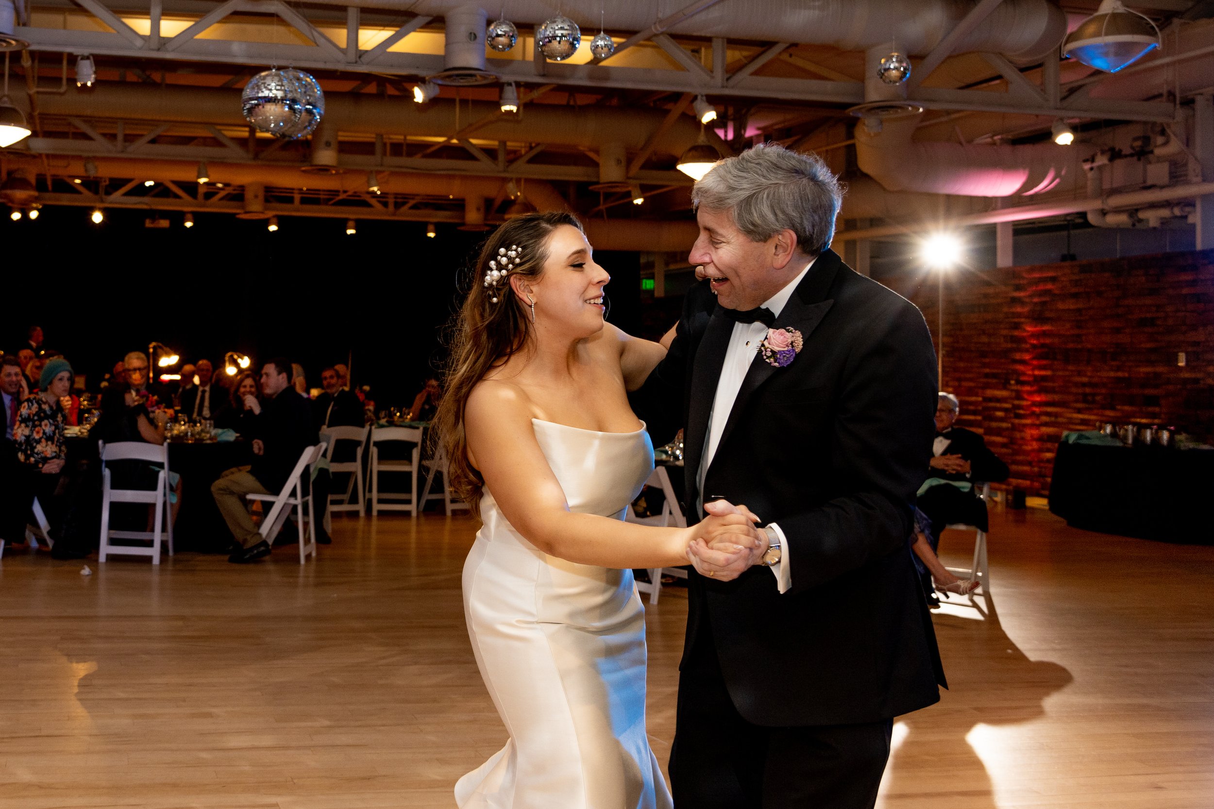 American_Visionary_Museum_Baltimore_Wedding_Allison&Dan_Reception-2536.jpg