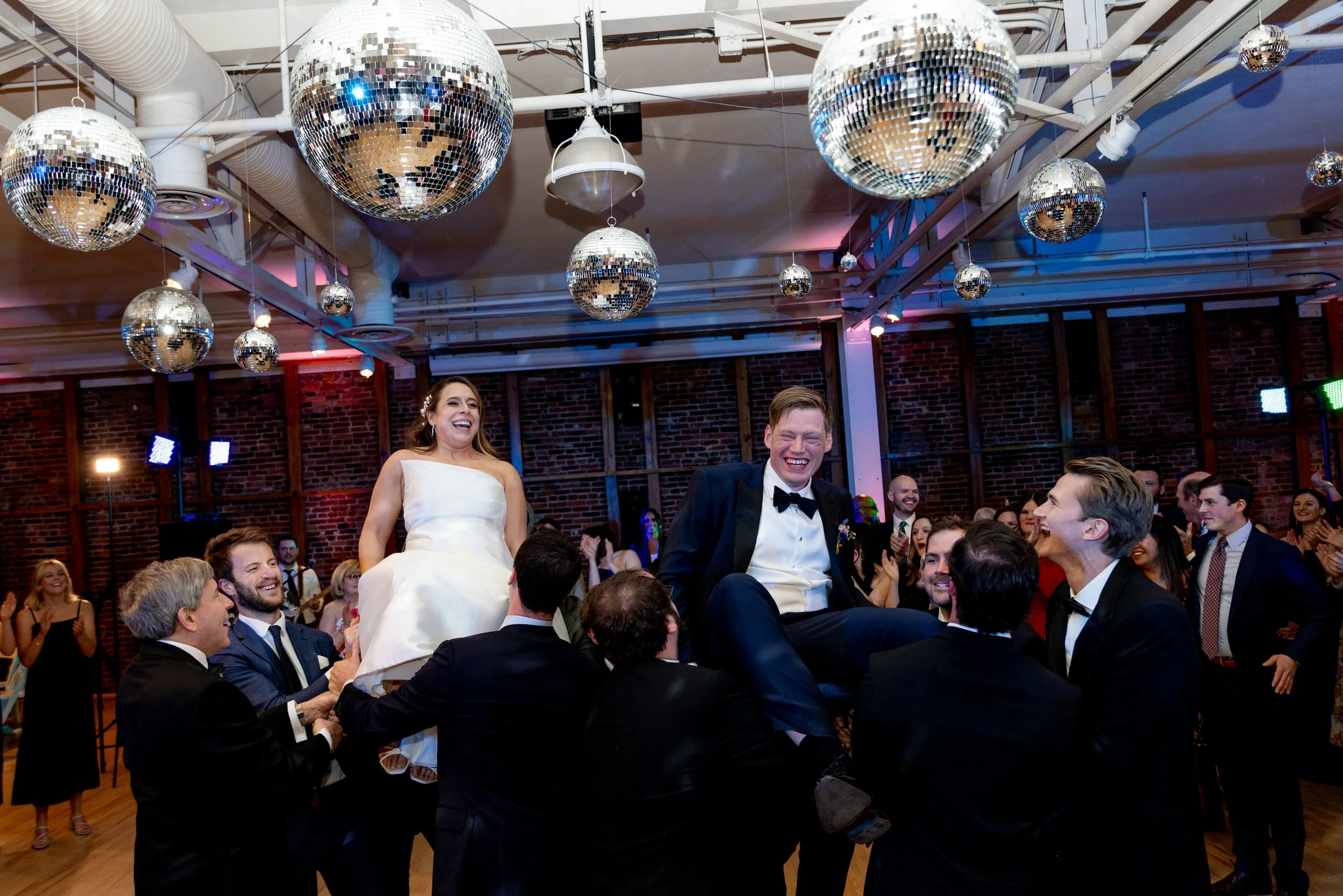 American_Visionary_Museum_Baltimore_Wedding_Allison&Dan_Reception-2834.jpg