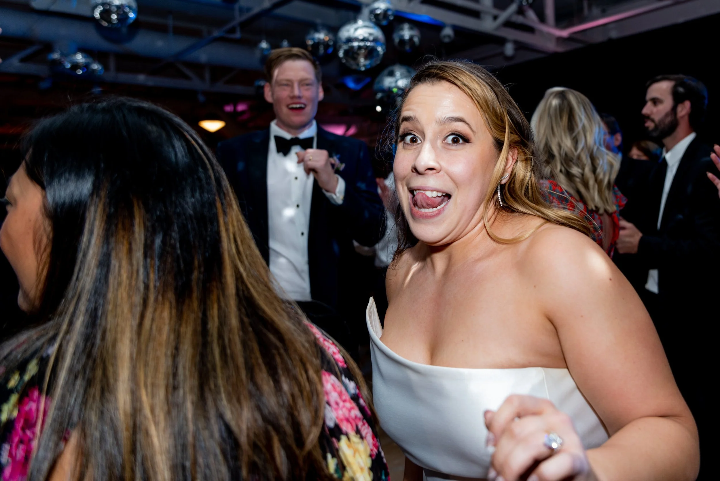 American_Visionary_Museum_Baltimore_Wedding_Allison&Dan_Reception-3204.jpg