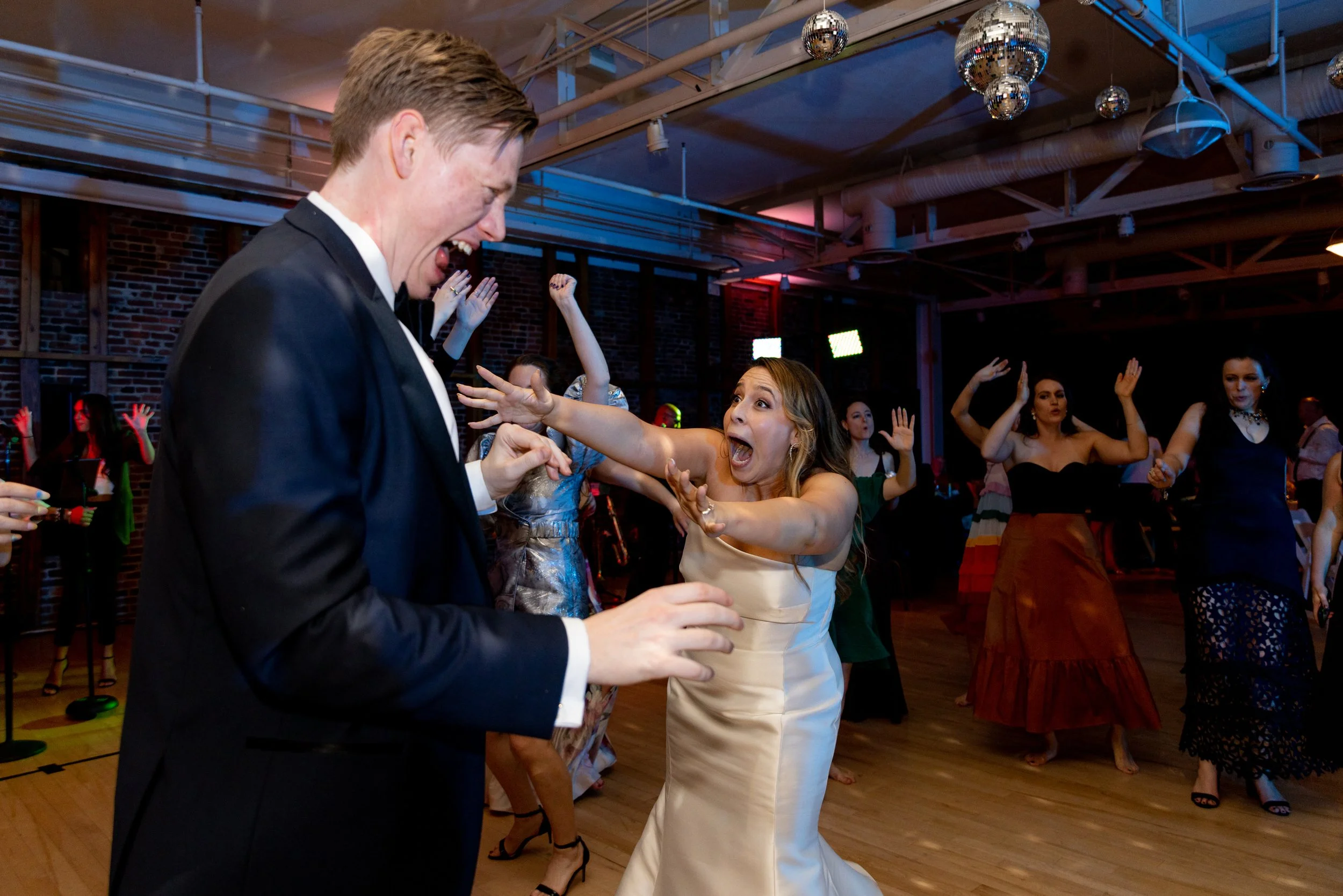 American_Visionary_Museum_Baltimore_Wedding_Allison&Dan_Reception-4418.jpg