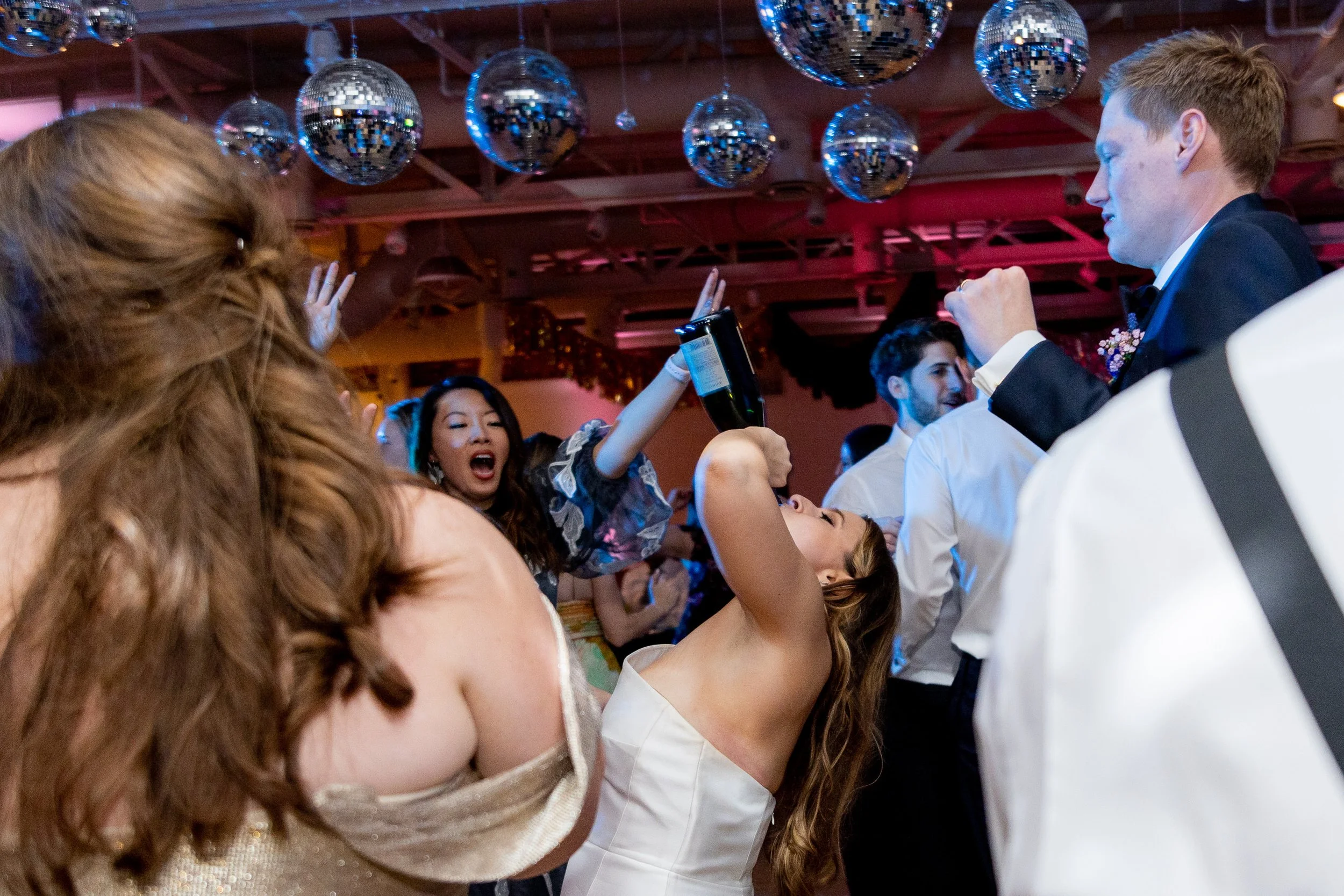 American_Visionary_Museum_Baltimore_Wedding_Allison&Dan_Reception-4912.jpg