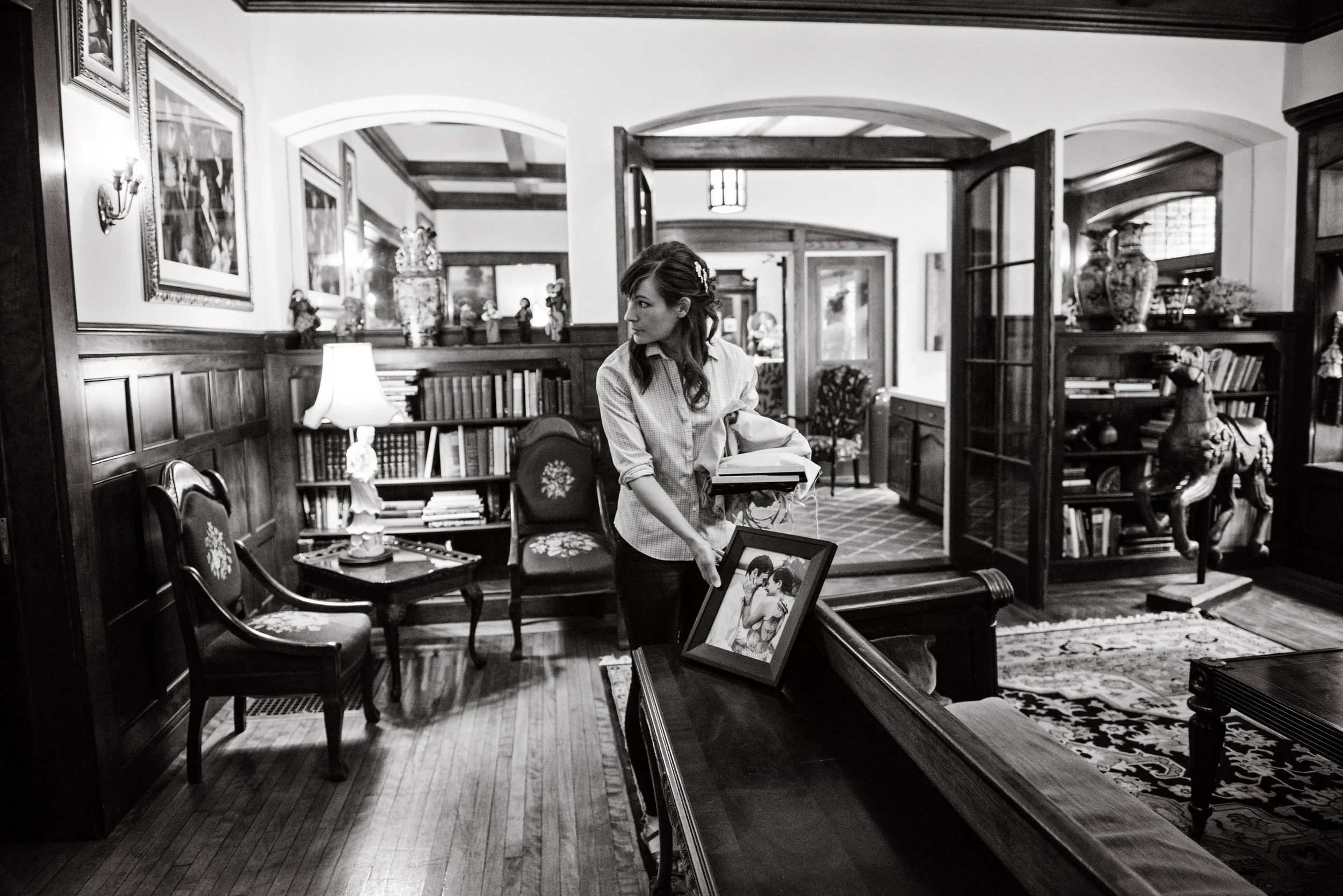 GramercyMansion-Ali&Peter-GettingReady-12.jpg