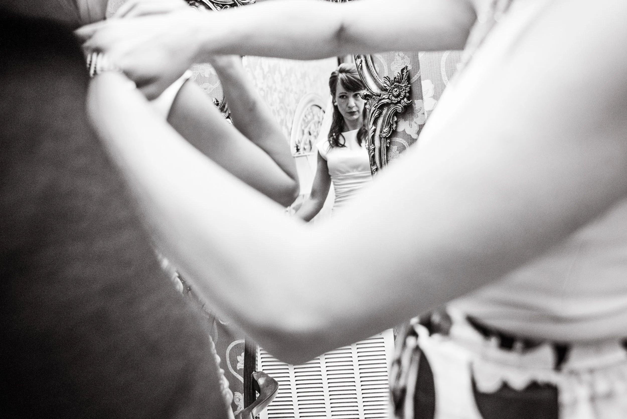 GramercyMansion-Ali&Peter-GettingReady-159.jpg