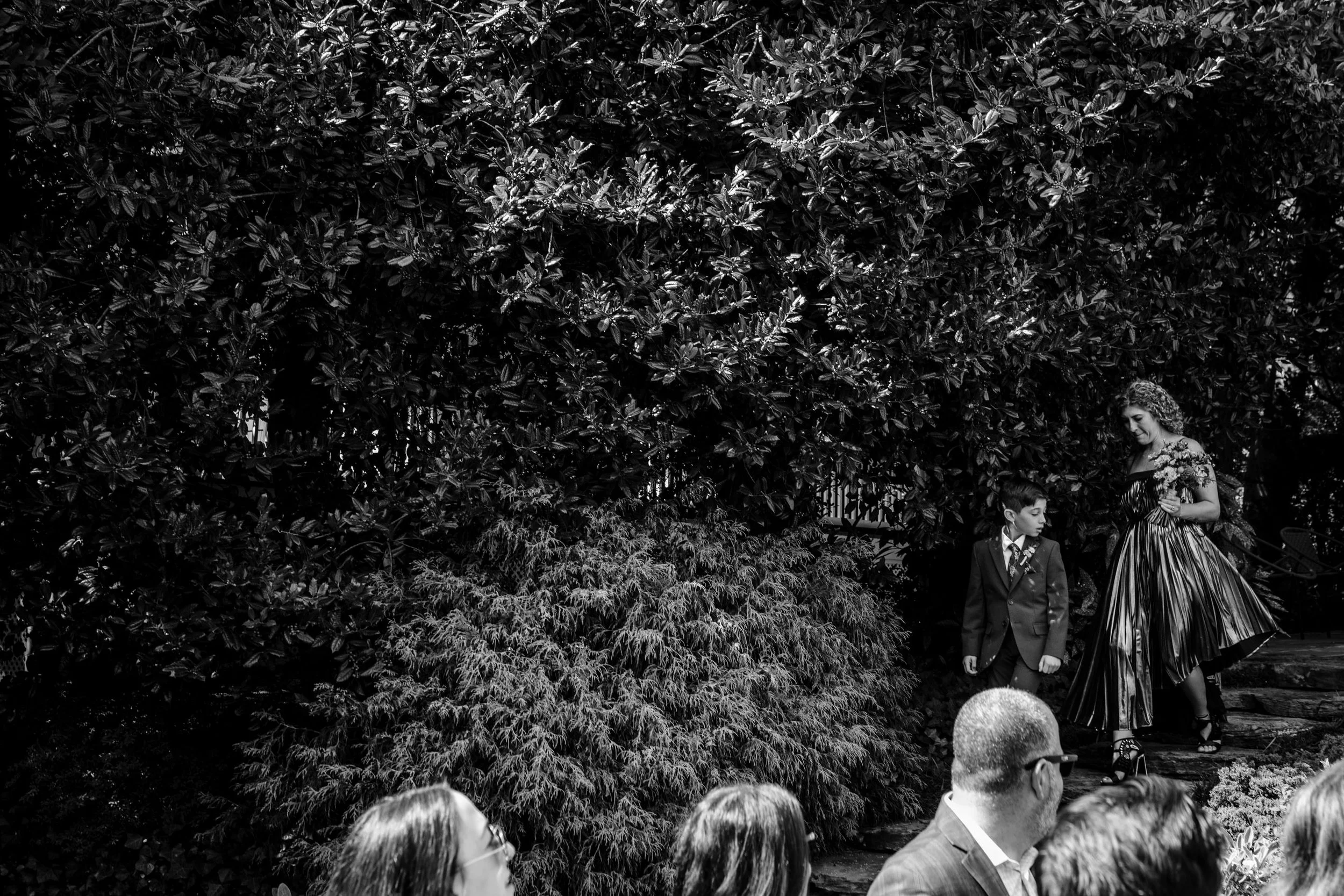 Backyard-Baltimore-Wedding-Portraits-Taryn-and-Evan-Ceremony-5988.jpg