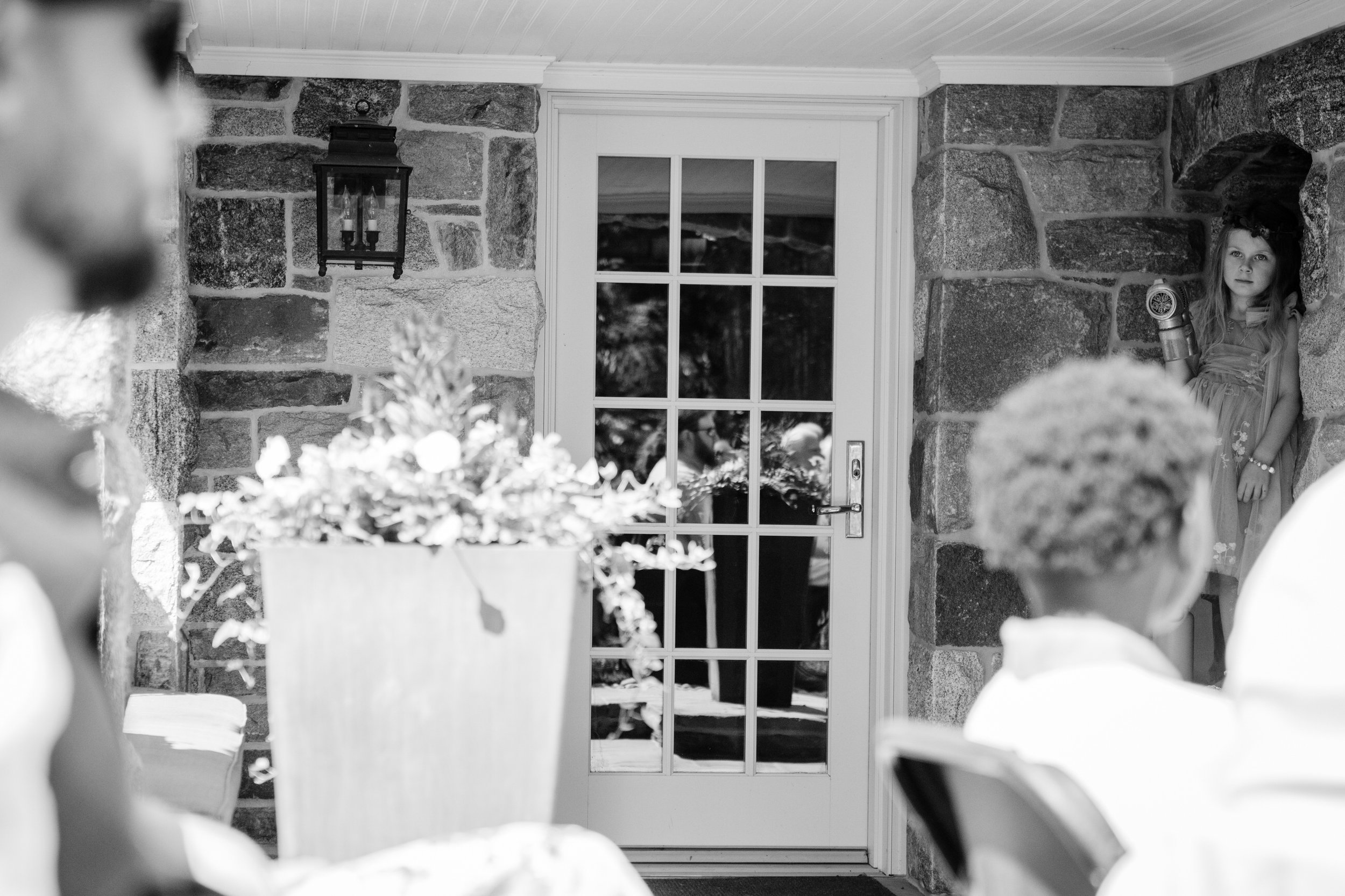 Backyard-Baltimore-Wedding-Portraits-Taryn-and-Evan-Ceremony-6623.jpg