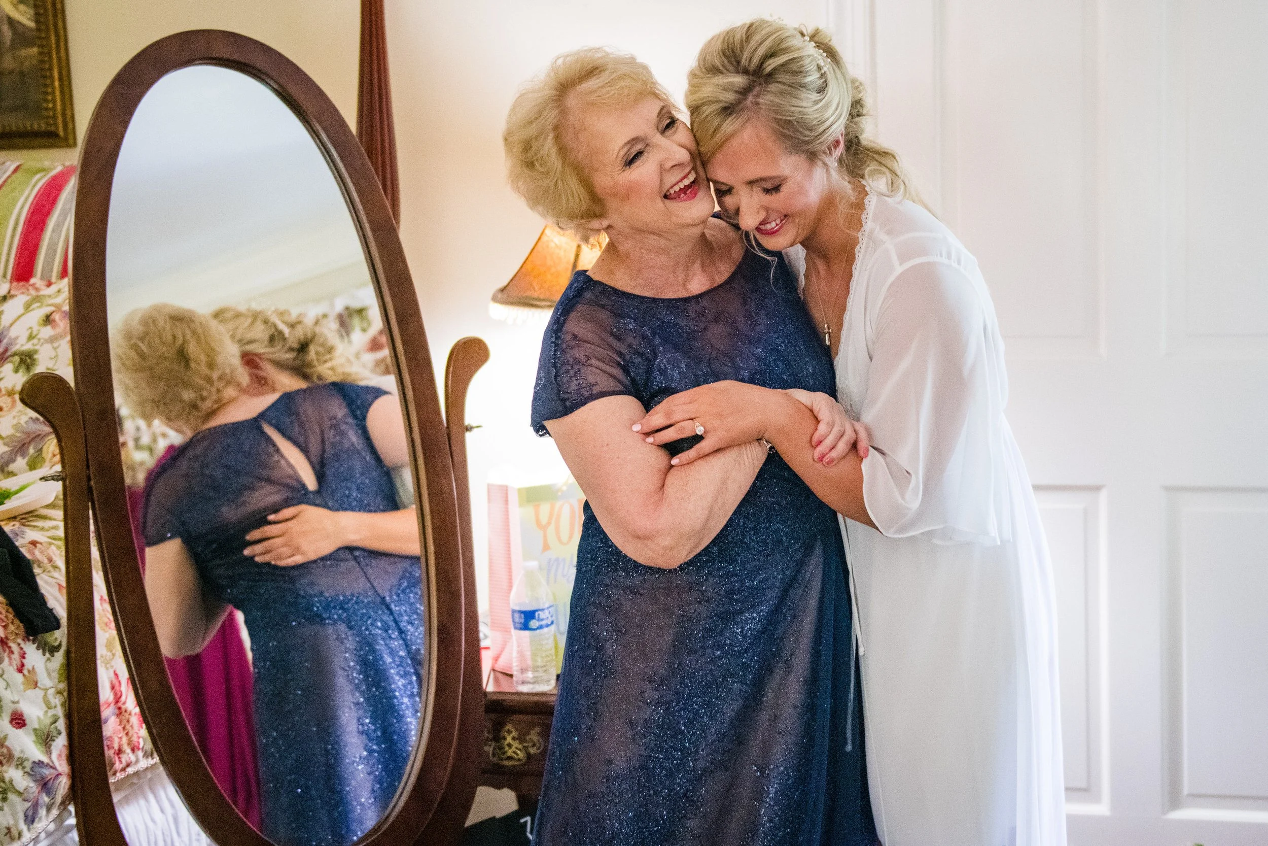 KentManorInnWedding-Marissa&Raed-GettingReady-0706.jpg
