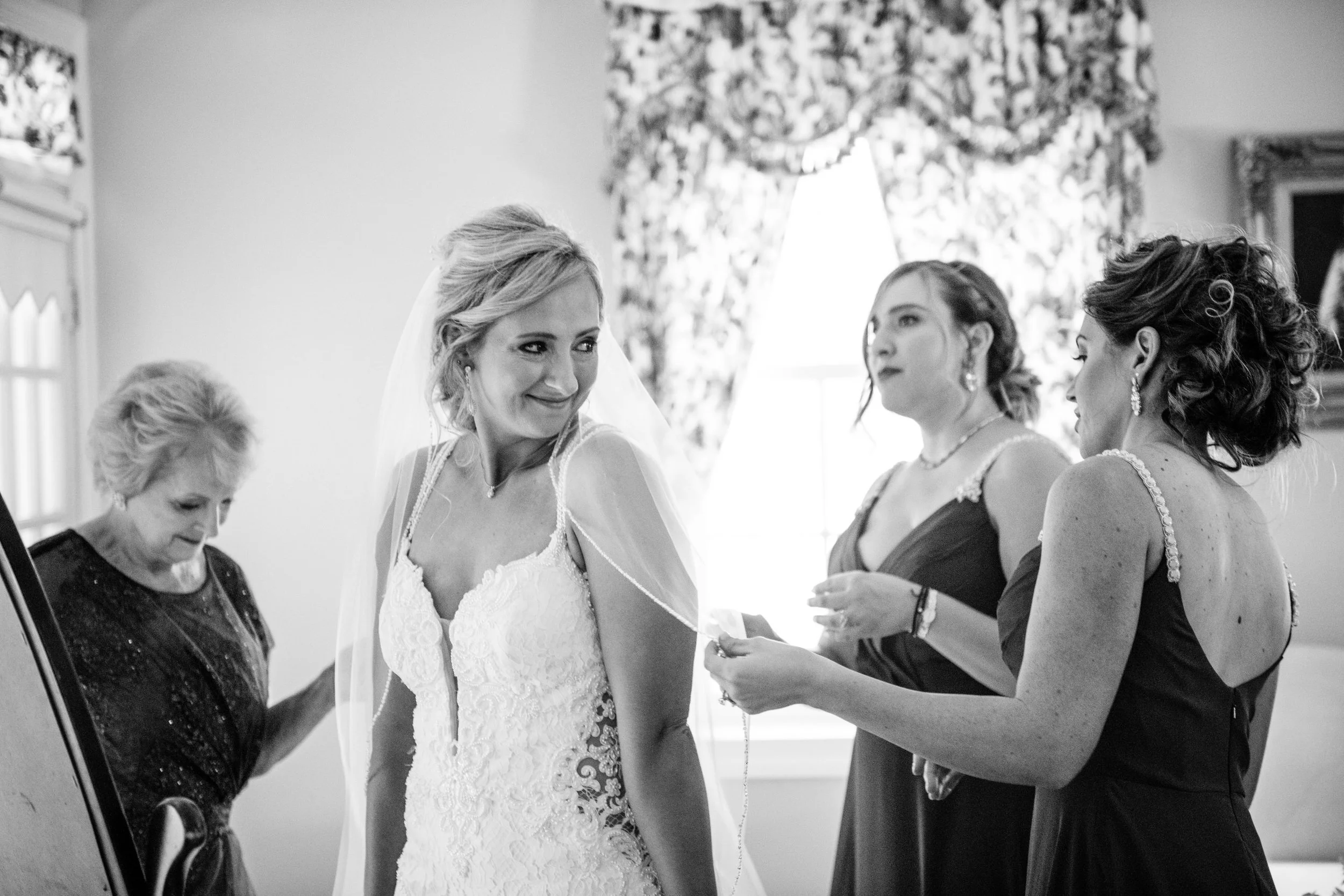 KentManorInnWedding-Marissa&Raed-GettingReady-1436.jpg