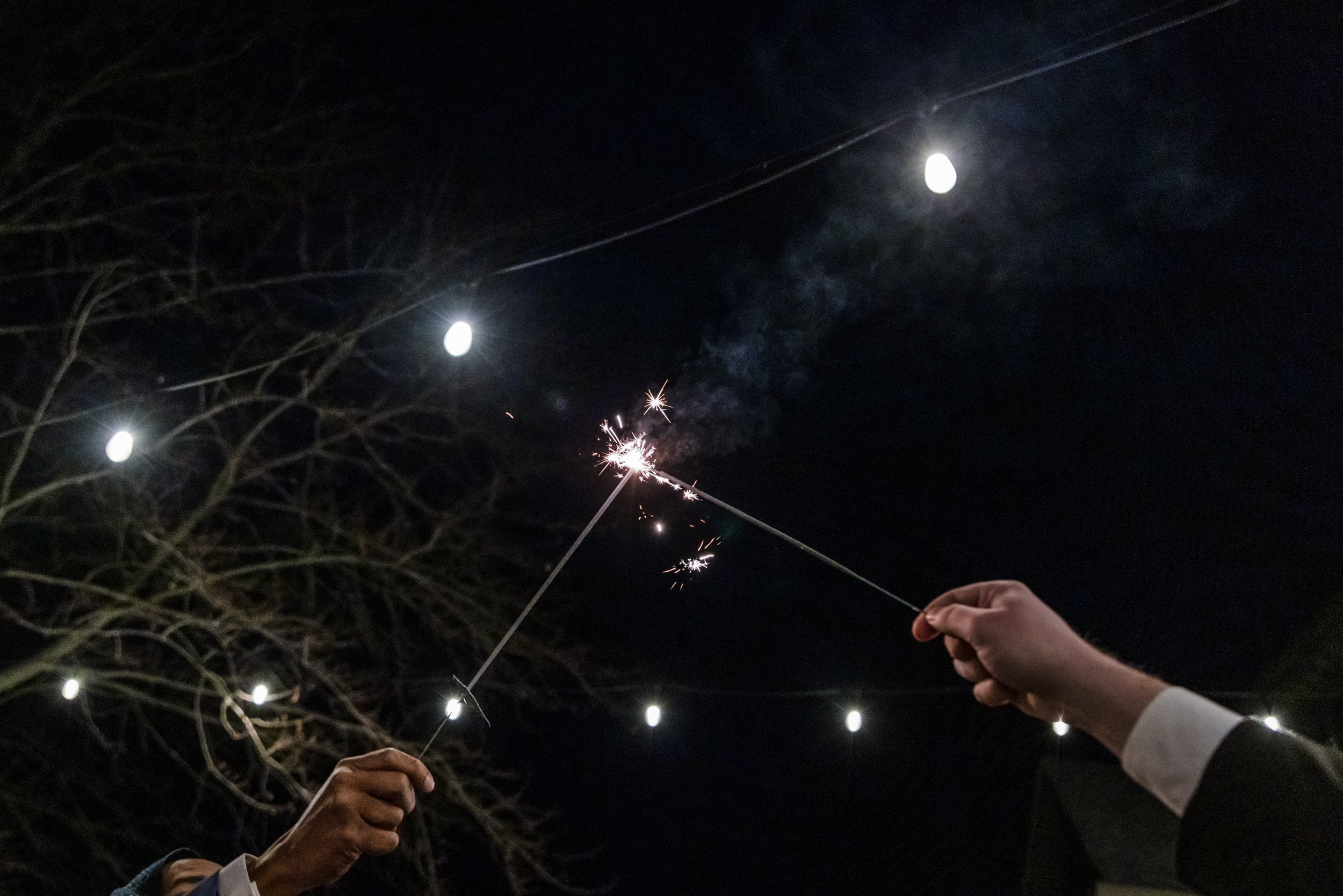 Backyard_New_York_Elopement_Jess&Chris_Dance_Party-8464.jpg