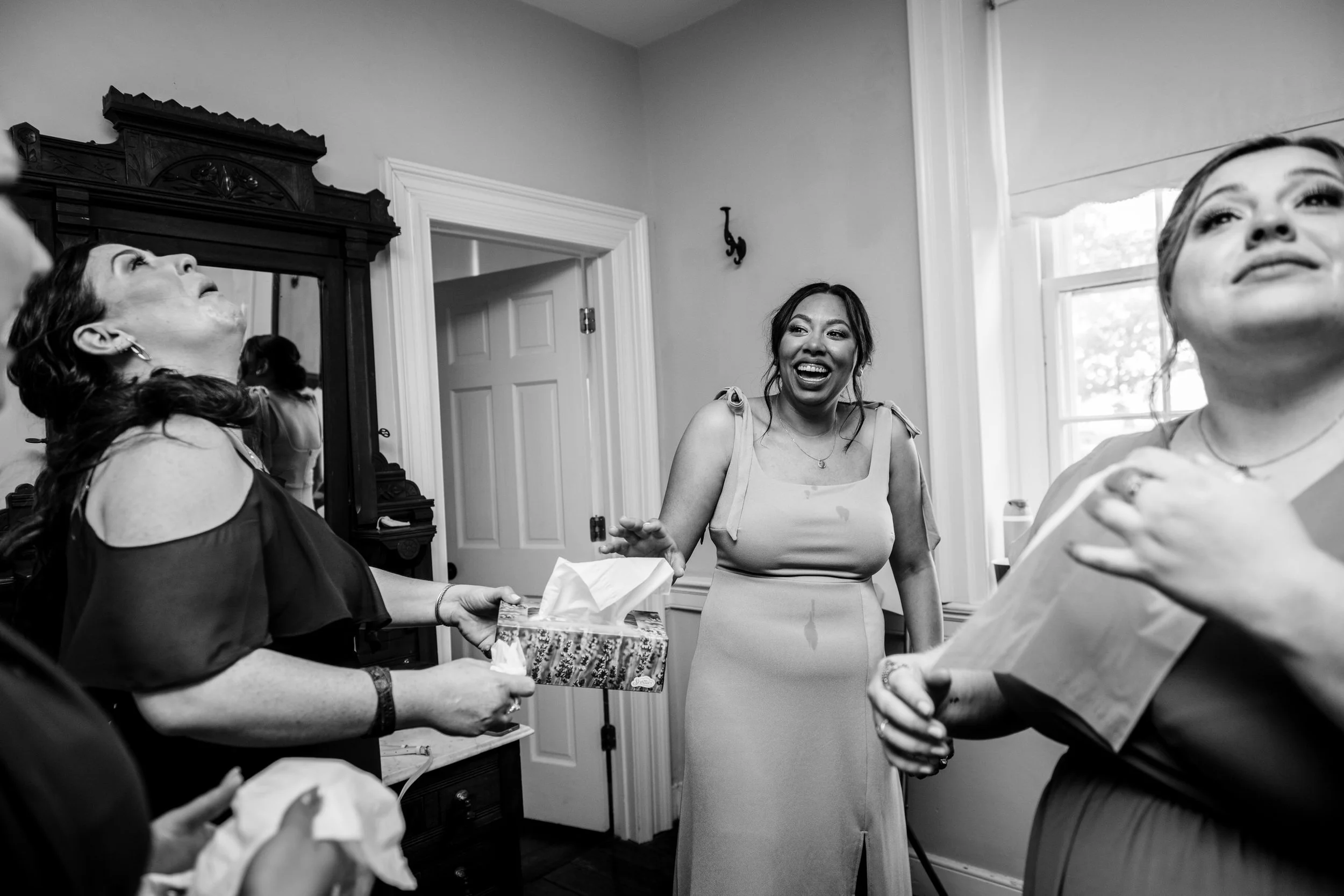 Springfield_Manor_Wedding_Sarah&Kevin_Getting_Ready-1738.jpg