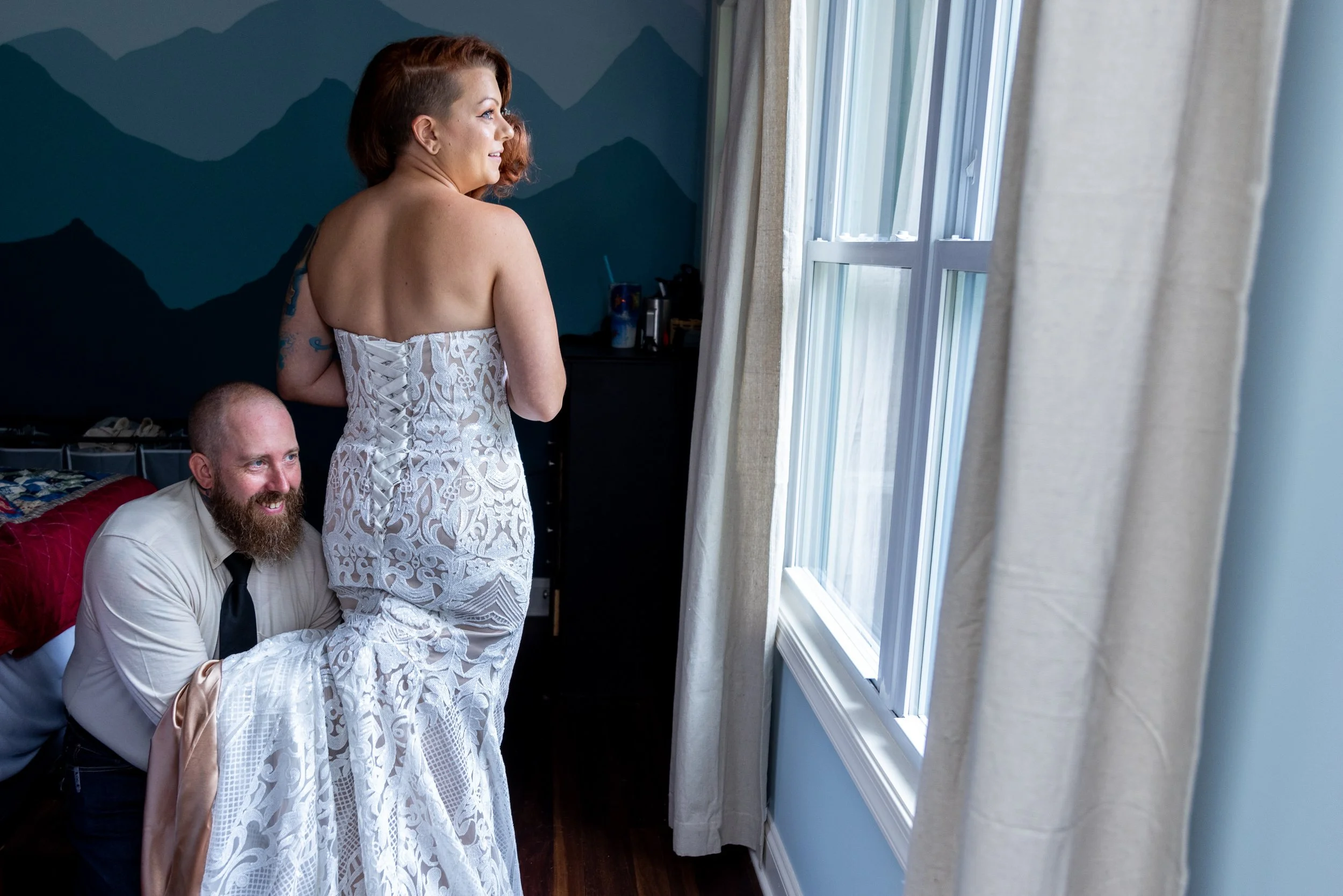 West_Virginia_Wedding_Rachelle&Chris_Getting_Ready_Love_and_Adventure_Photography-0525.jpg
