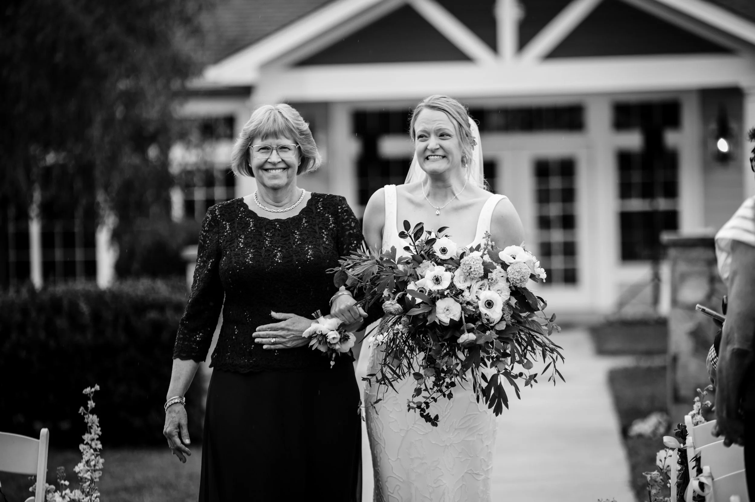 Springfield_Manor_Wedding_Sarah&Kevin_Outdoor_Ceremony-0717.jpg