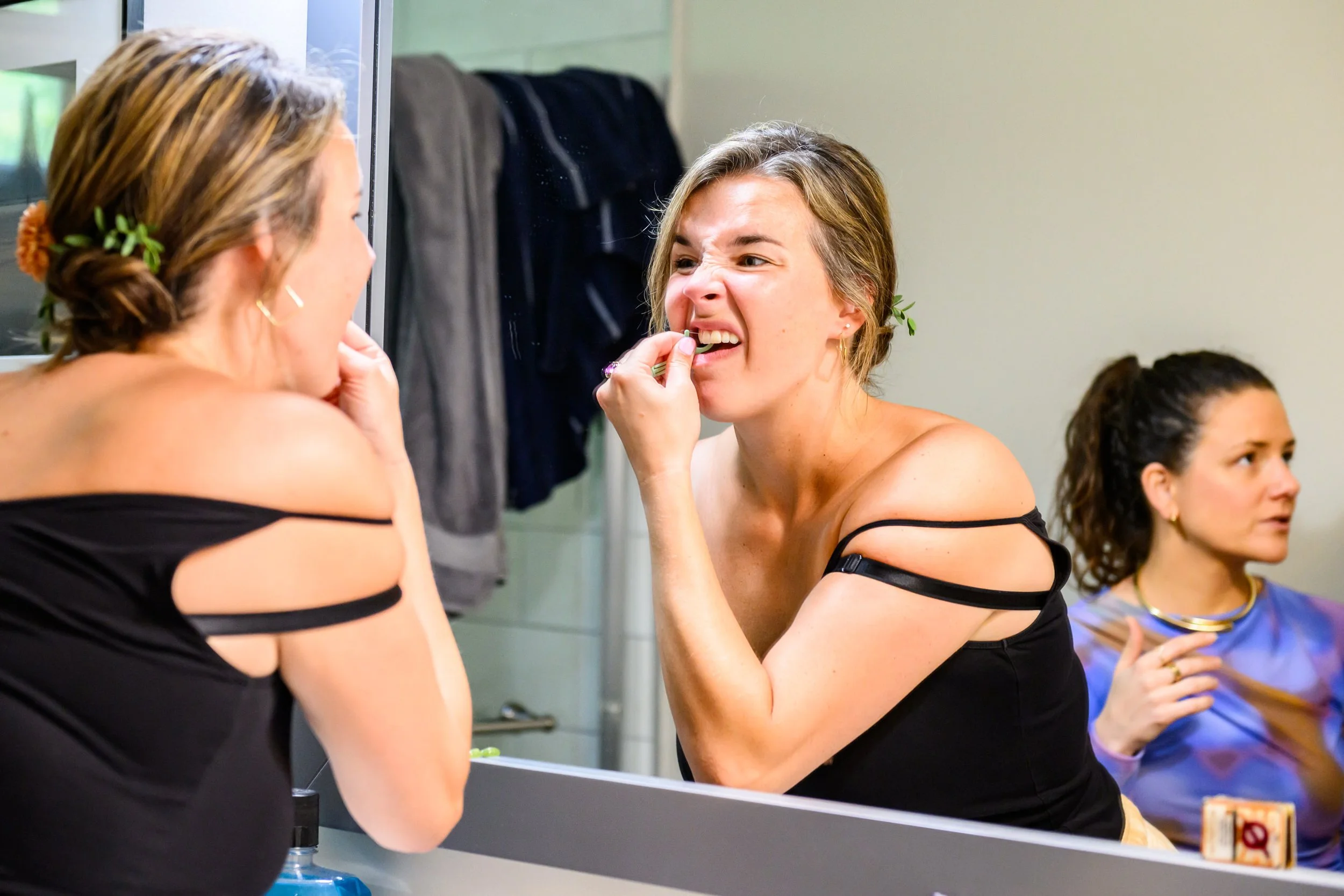 Backyard-Baltimore-Wedding-Getting-Ready-Taryn-and-Evan-4354.jpg