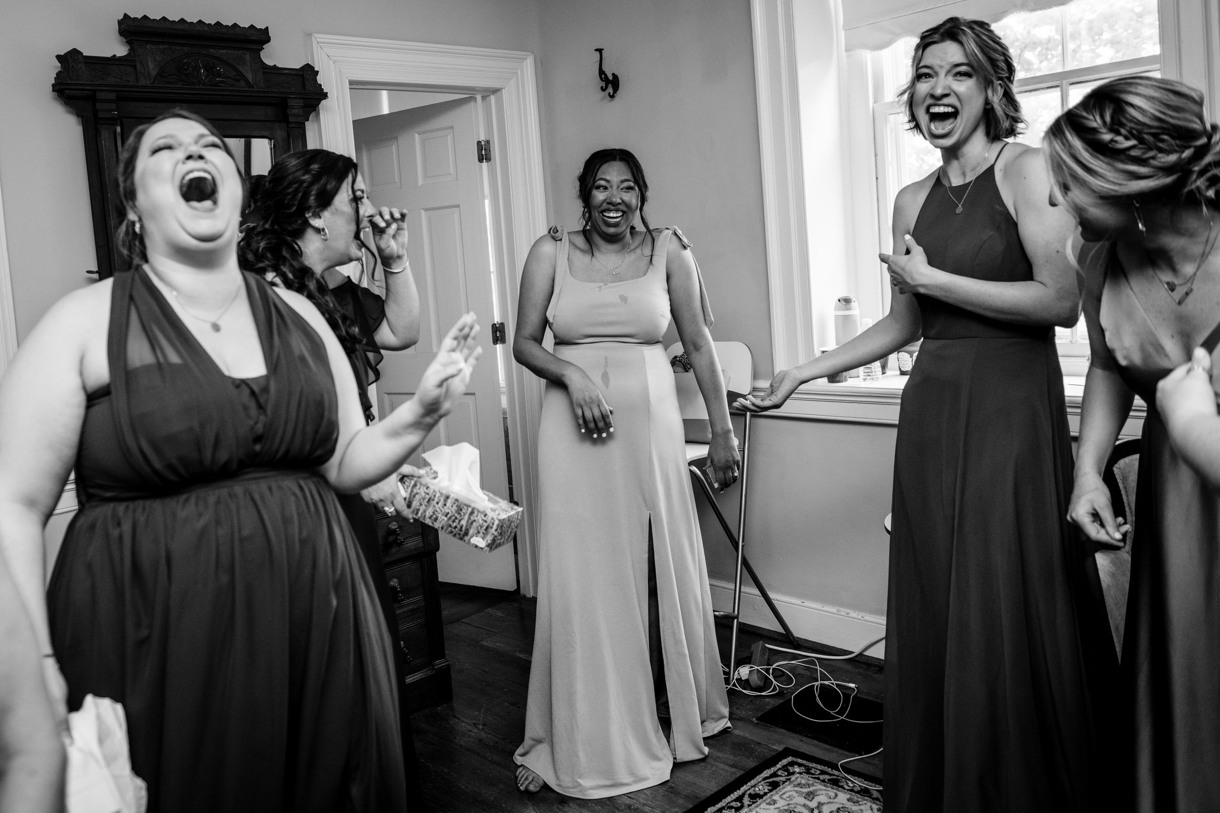 Springfield_Manor_Wedding_Sarah&Kevin_Getting_Ready-1727.jpg