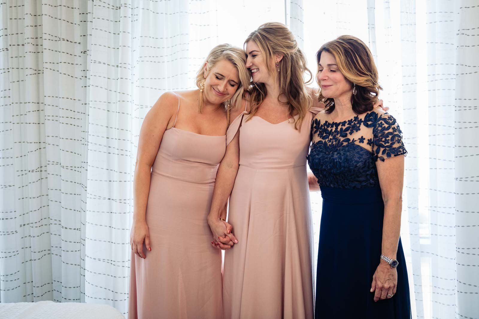 DistrictWineryWedding-Bonnie&Mark-GettingReady-4396.jpg